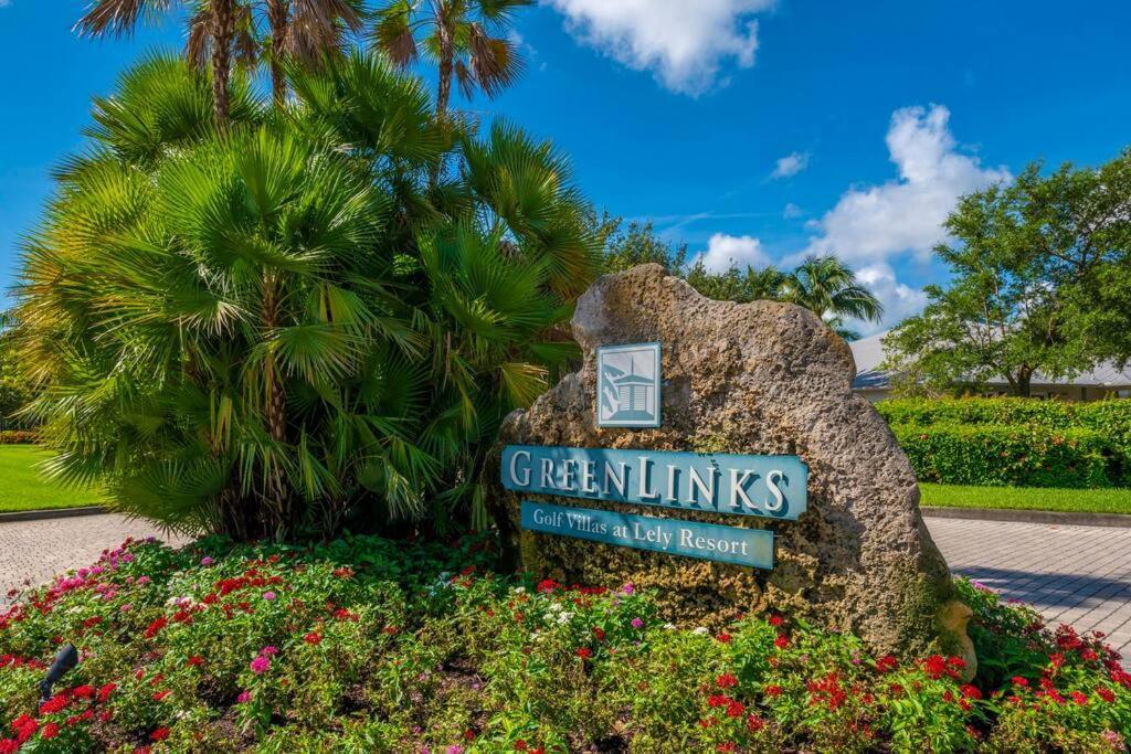 Luxurious Golf W/ Pool And Amenities! Villa