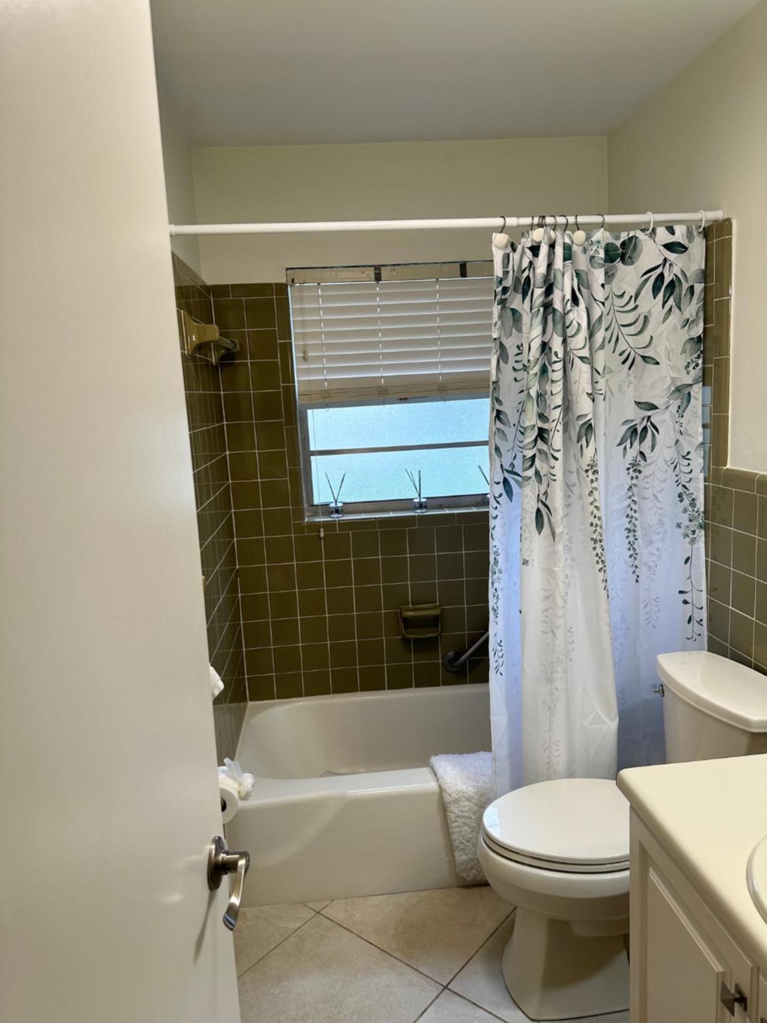 Freshly Remodeled 1970's Single Story Naples