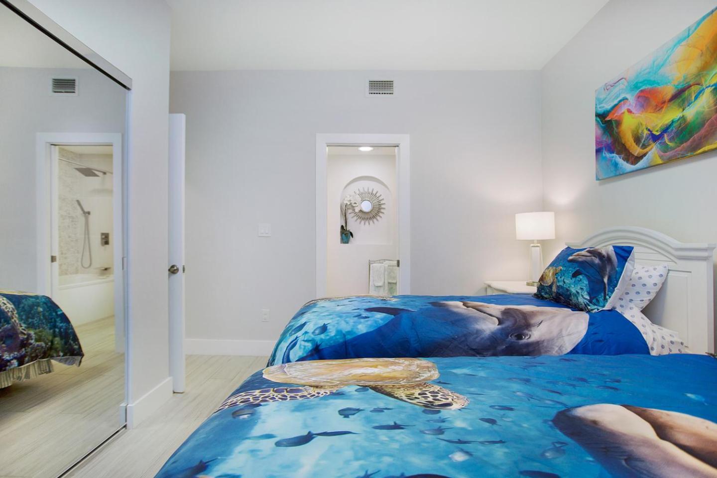 Apartment Dream At Wtc With Heated Pool Sauna 7 Bicycles And 3 Mls To *