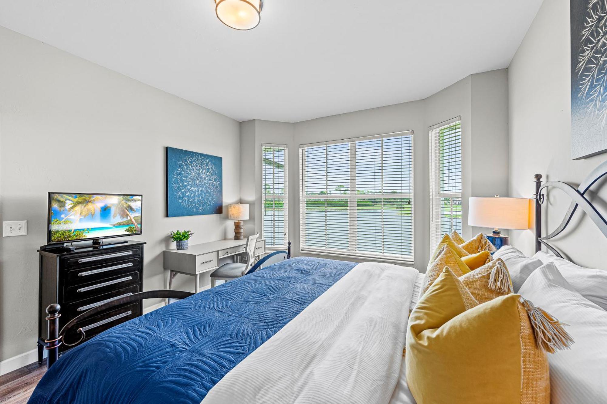 Holiday home Solterra, Luxury Condo, Resort Pool In Greenlinks Naples