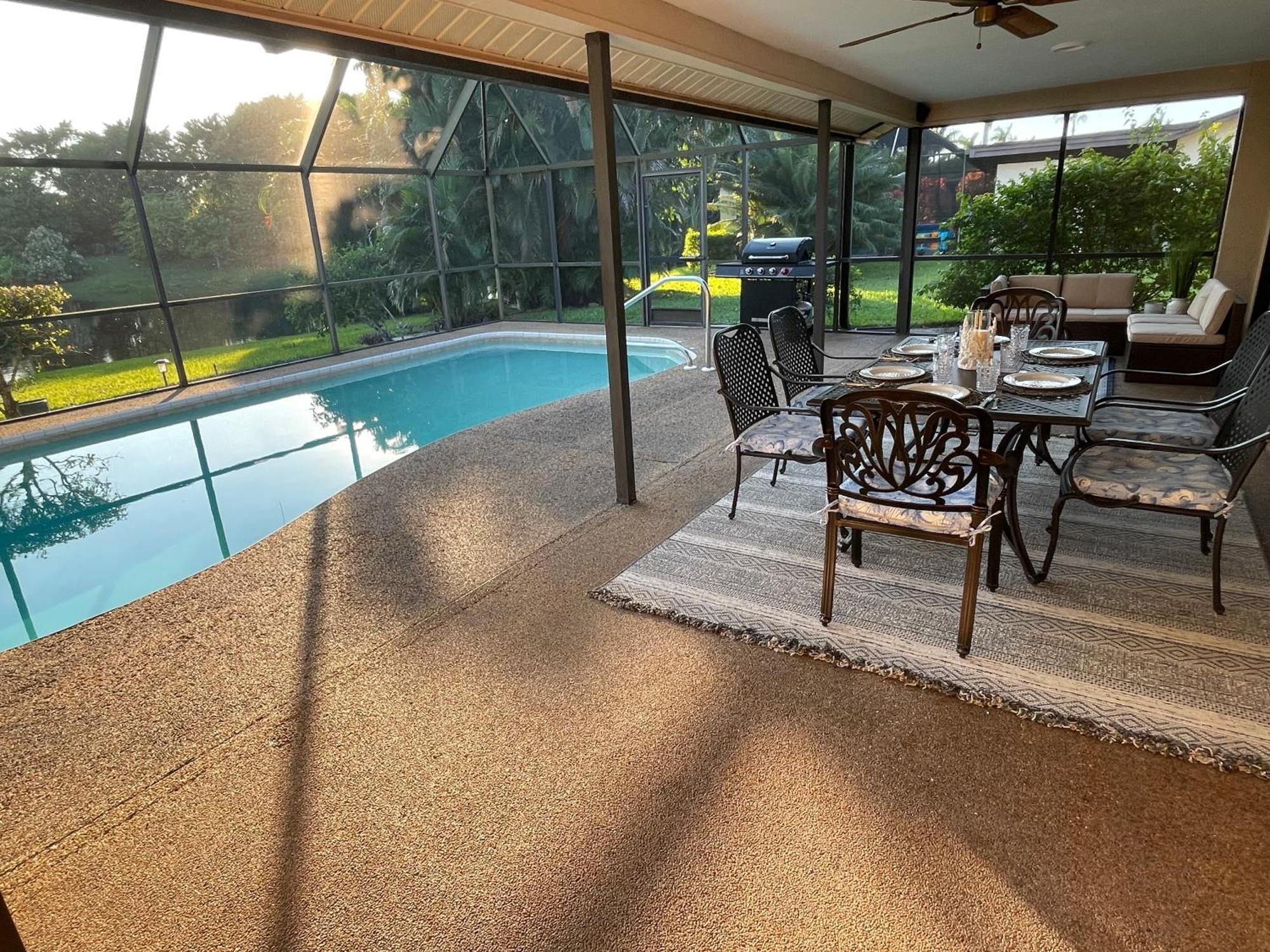 Great Family With A New Sparkling Pool,lovely View, Close To Naples