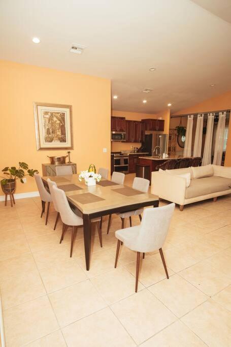 Tropical Paradise 3.5 Bd/3ba 10-min To Villa Naples