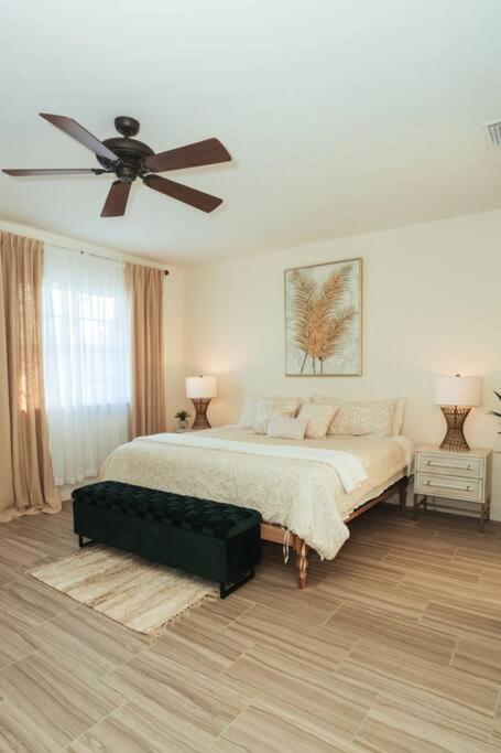 Tropical Paradise 3.5 Bd/3ba 10-min To * Naples