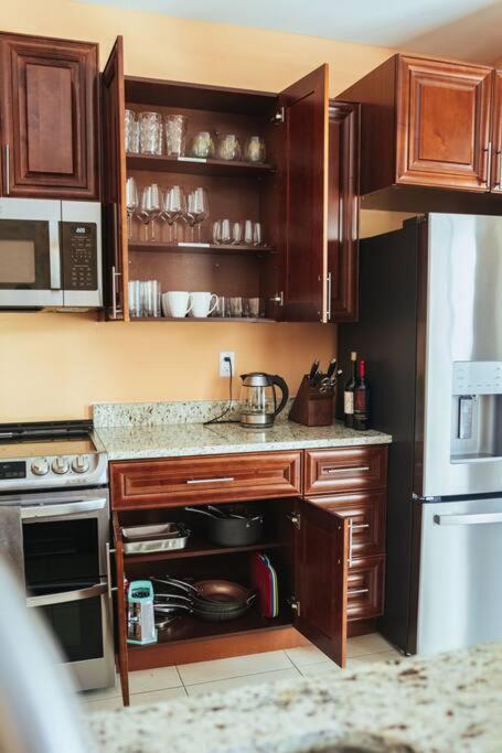 Tropical Paradise 3.5 Bd/3ba 10-min To Villa *
