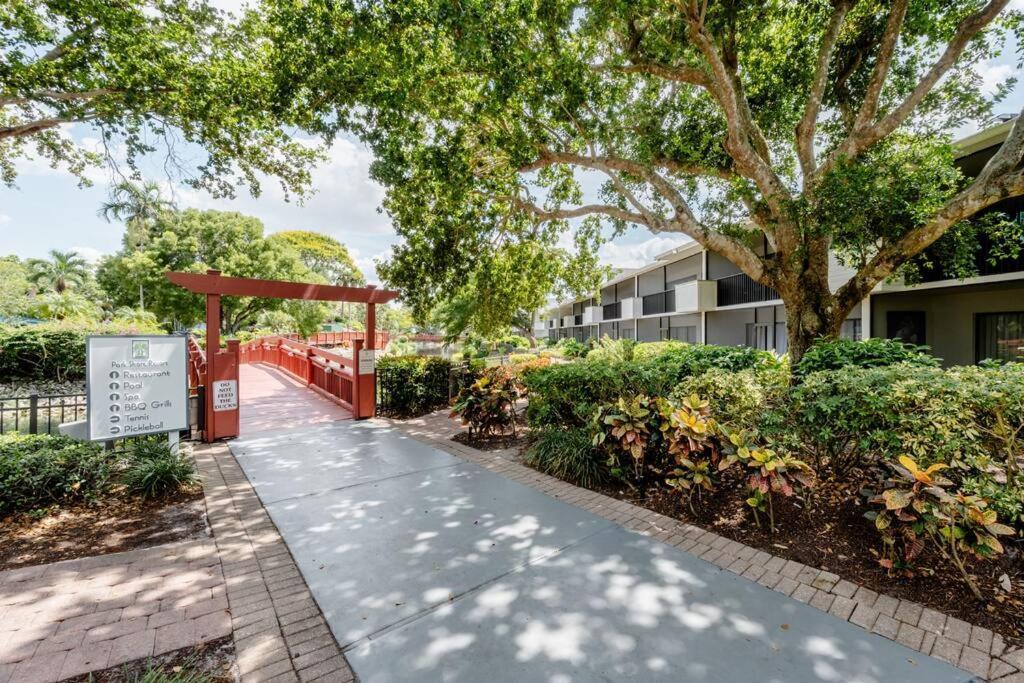 Apartment Park Shore Beautiful Floor 2bed 2bath Naples