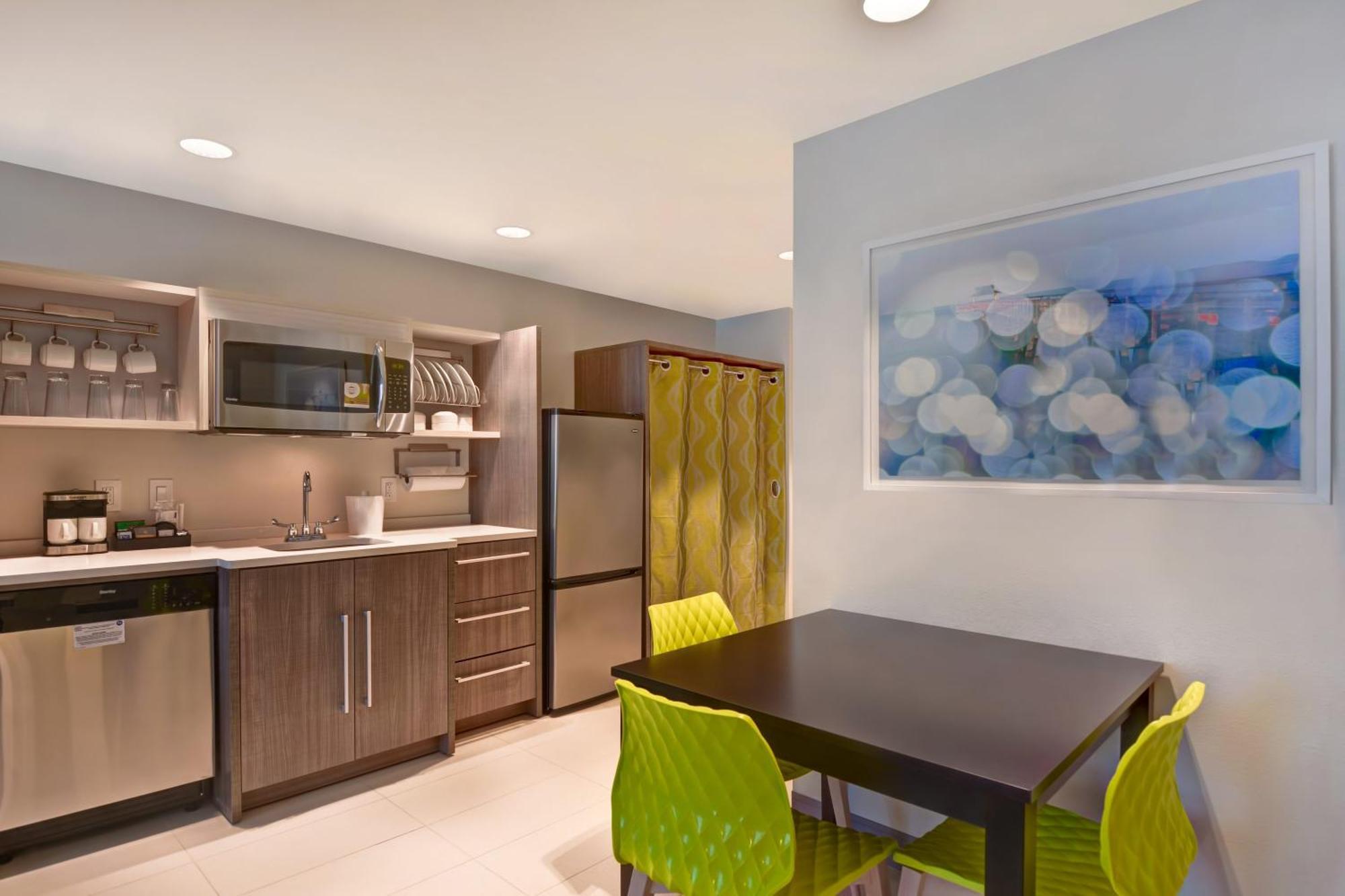 Home2 By Hilton I-75 Pine Ridge Road 3* Naples