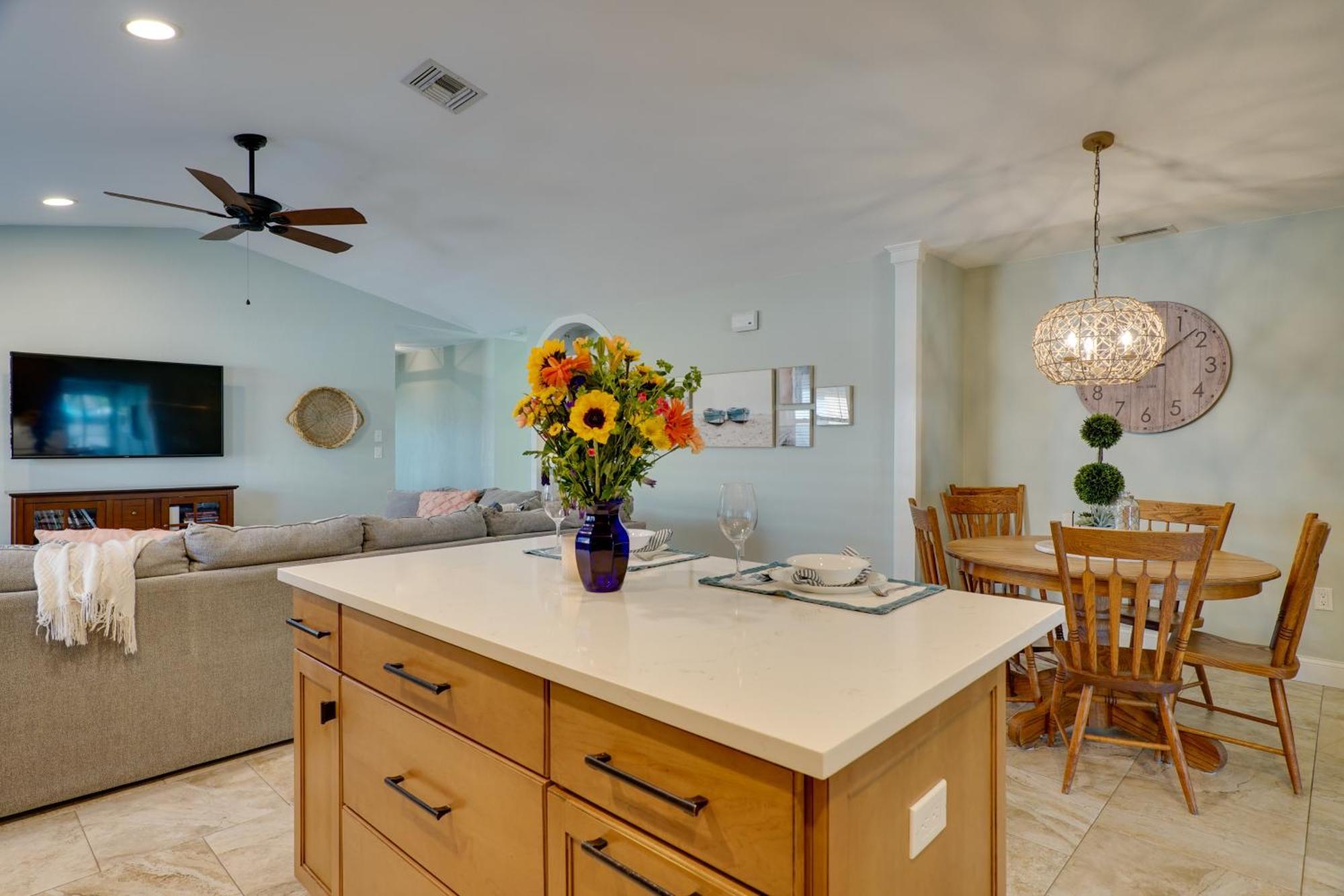 Holiday home Paradise With Grill, 1 Mi To Vanderbilt Naples
