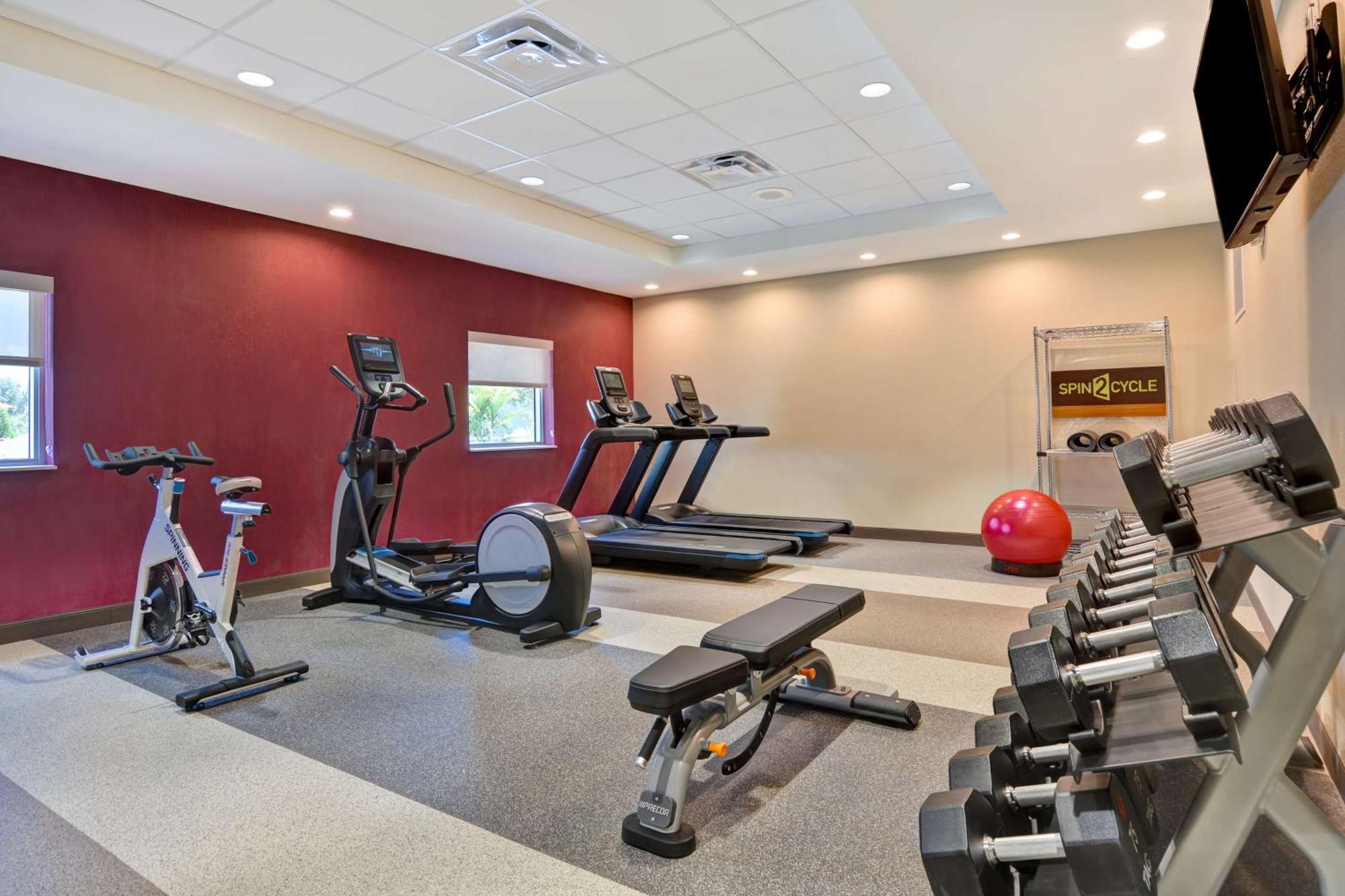 Home2 By Hilton I-75 Pine Ridge Road Hotel Naples