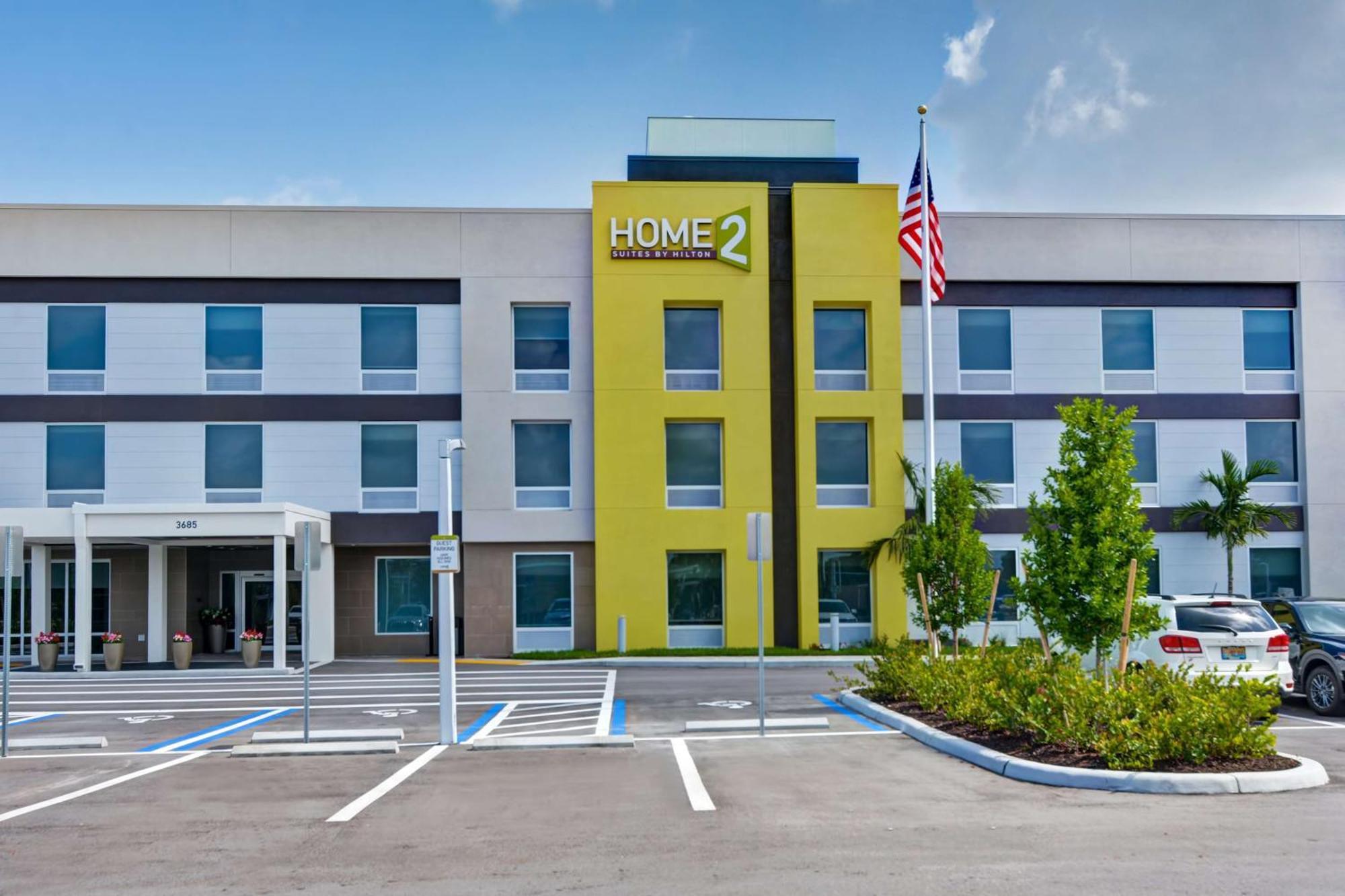 Home2 By Hilton I-75 Pine Ridge Road 3* Naples