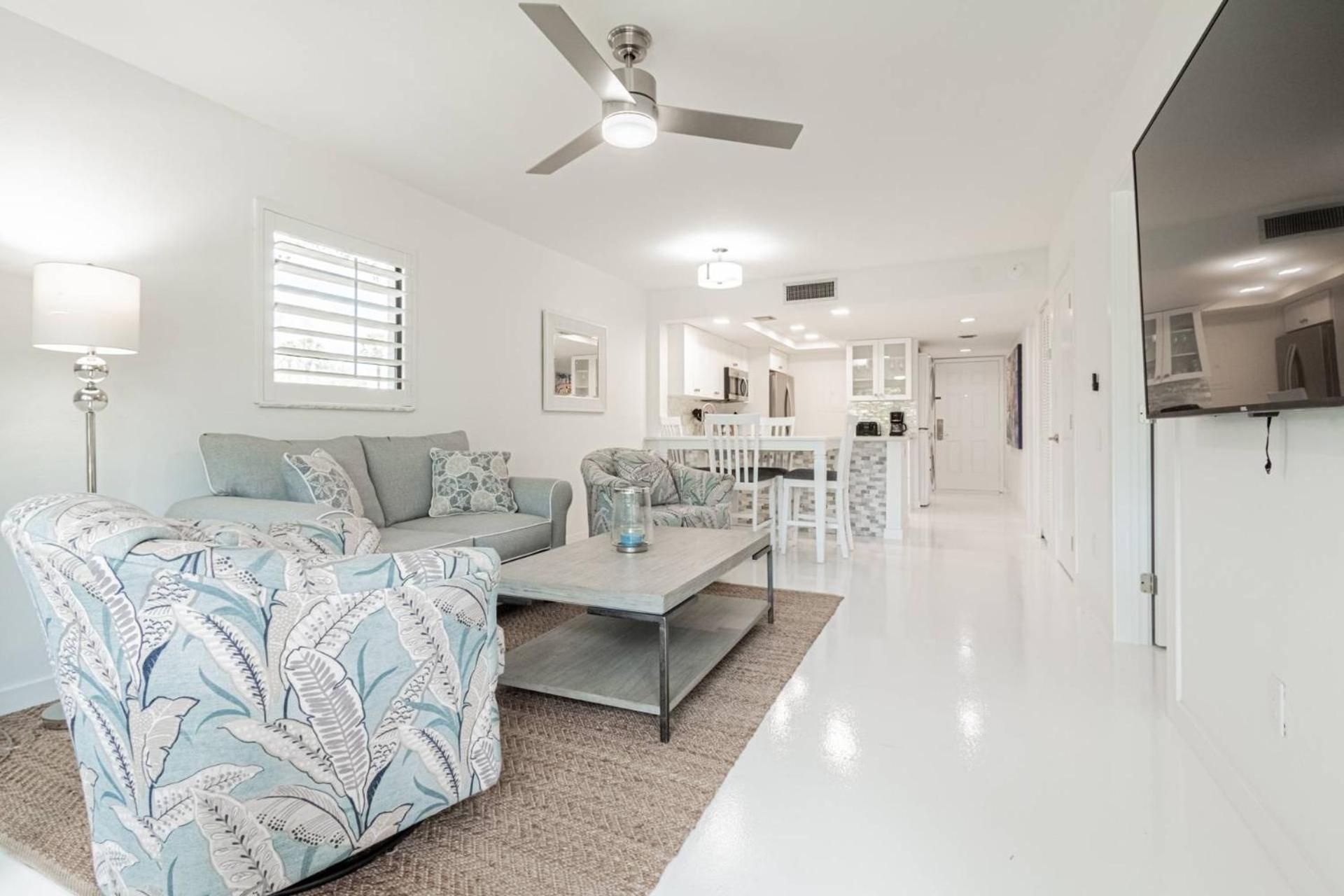 Park Shore Resort, 1st Floor, Bldg.h * Naples