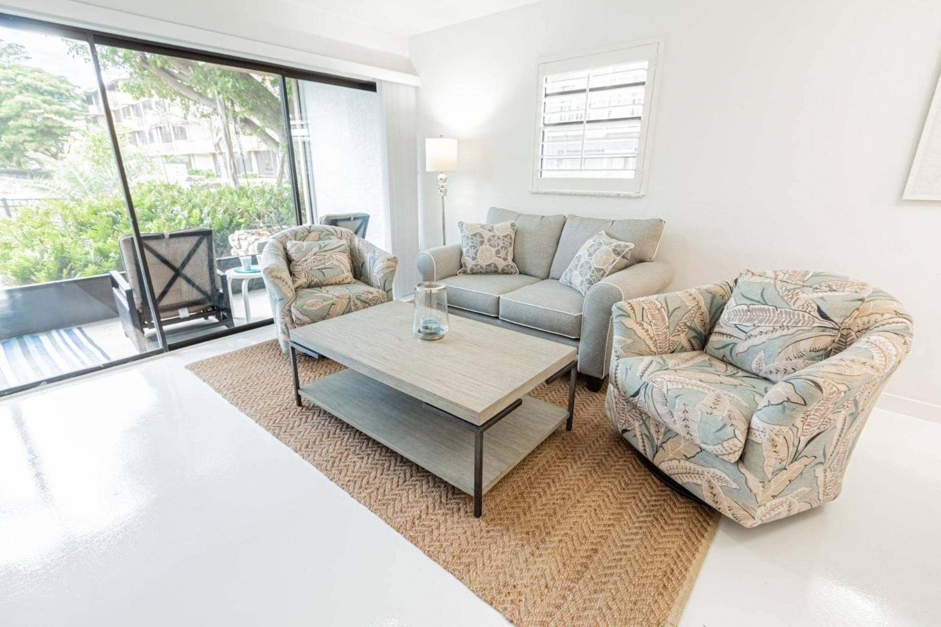 Park Shore Resort, 1st Floor, Bldg.h *