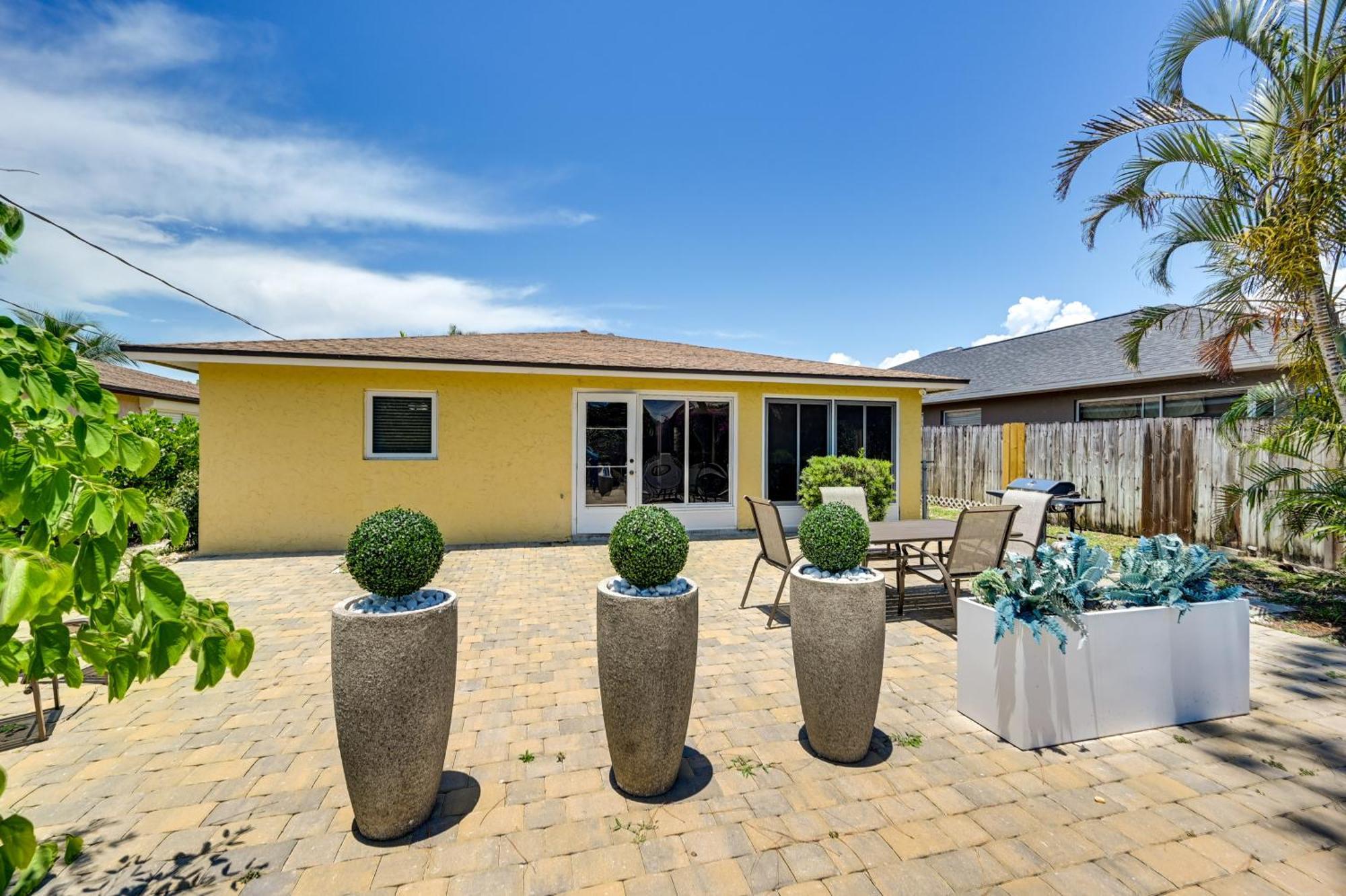 Pet-friendly Vacation Near Beach! Holiday home