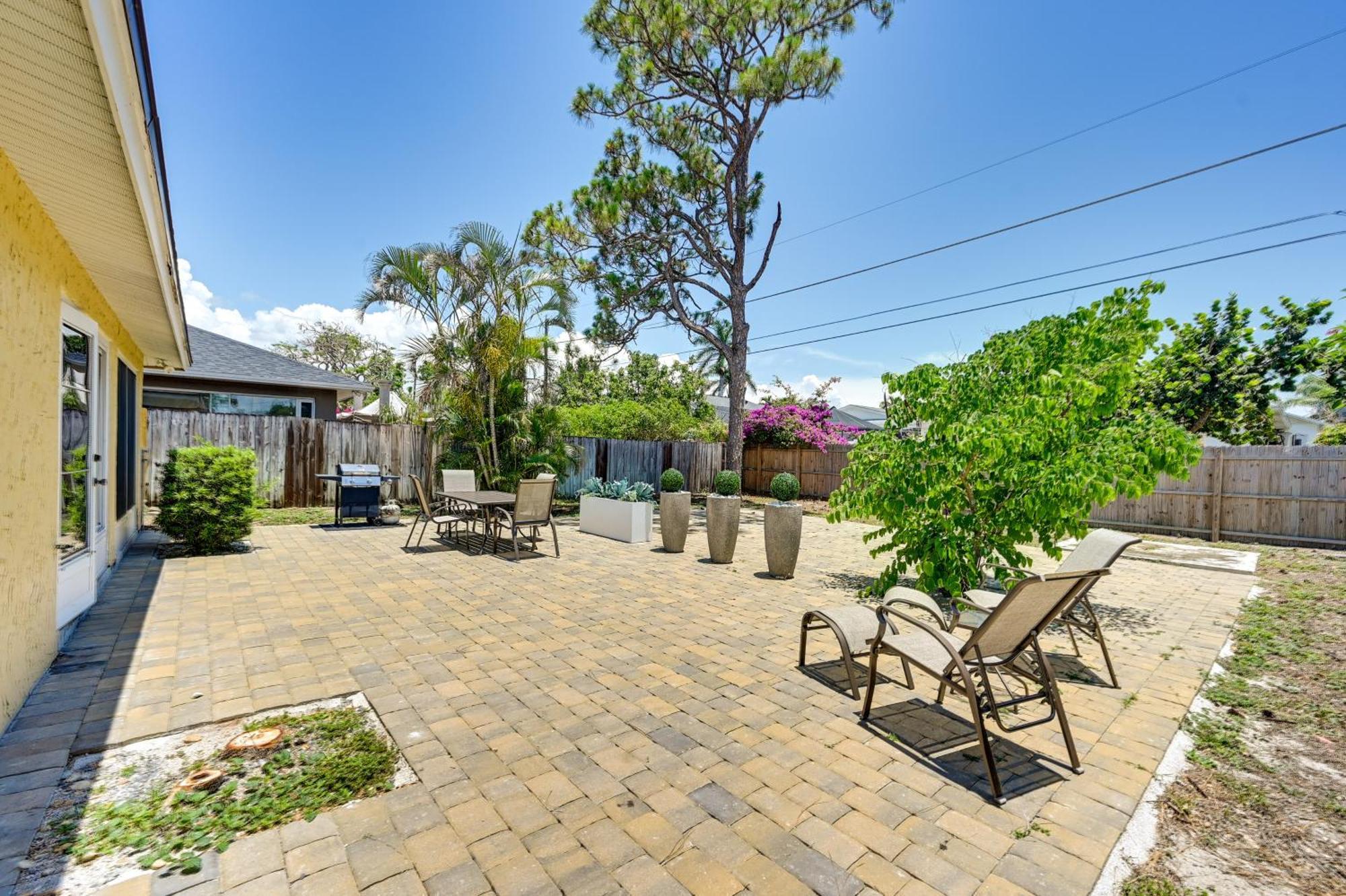 Pet-friendly Vacation Near Beach! Holiday home Naples