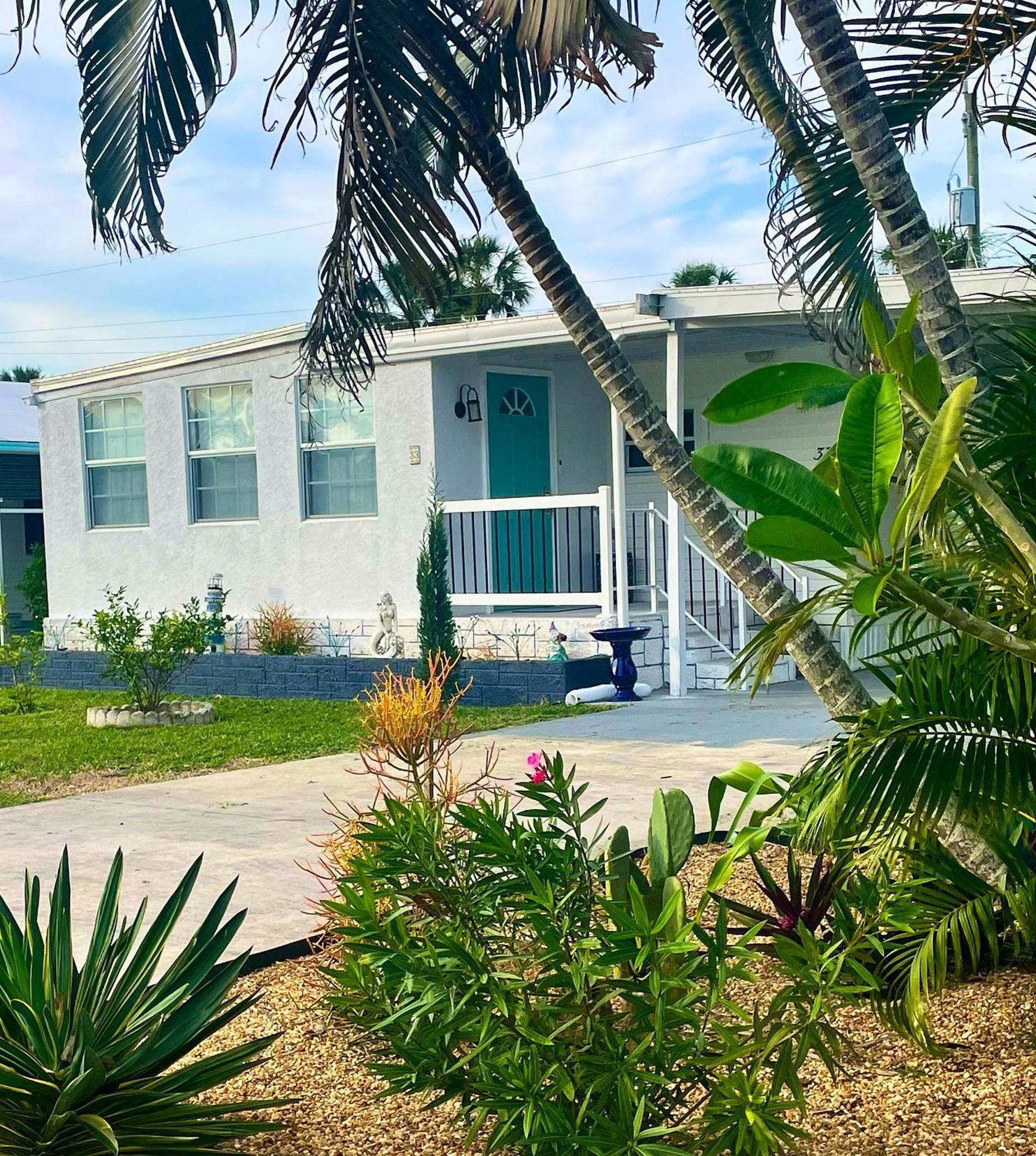 Holiday home Tropical Oasis Near *