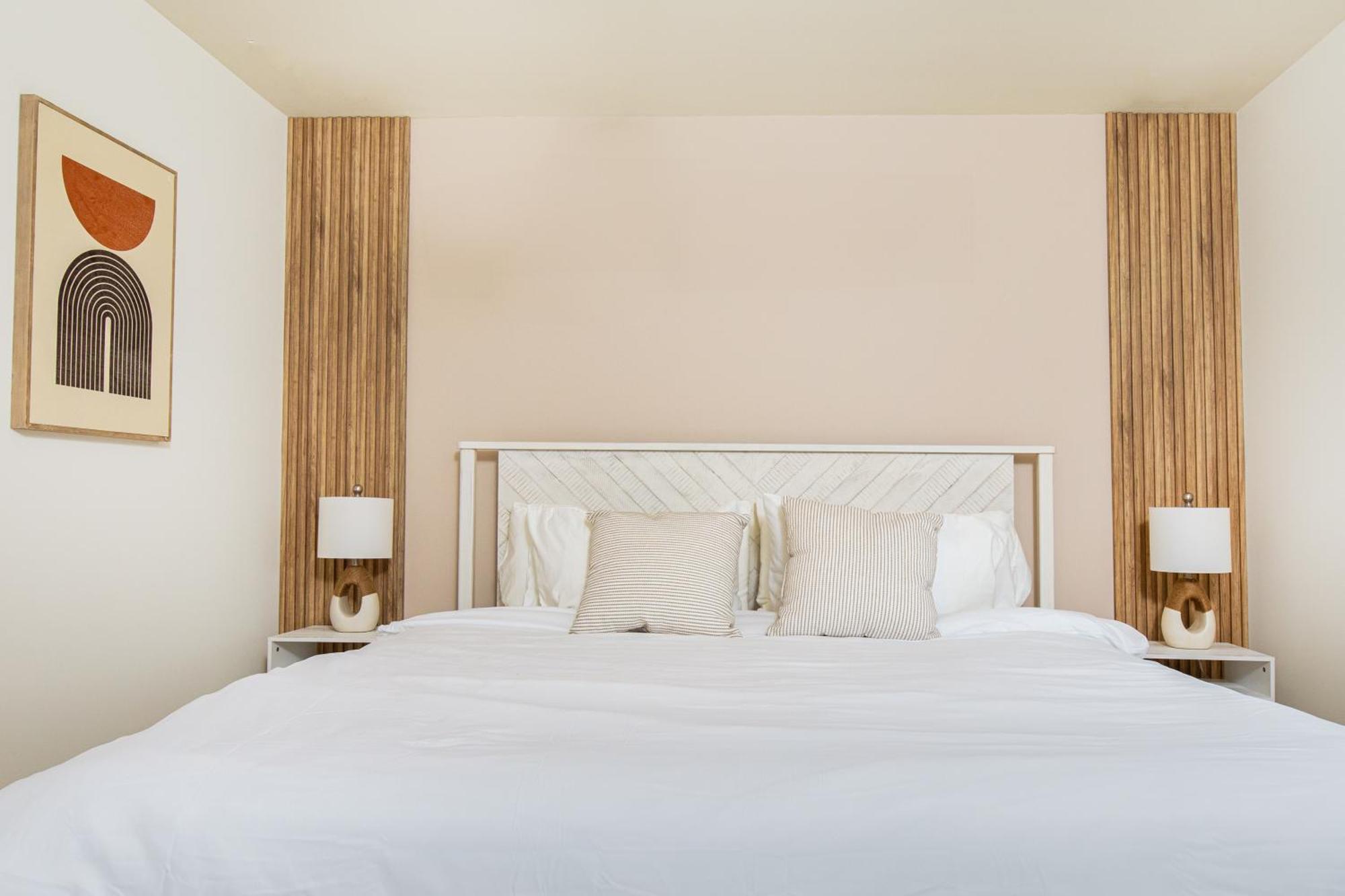 Holiday home The Boho Bliss - Lakeview Elegance 3miles Downtown *