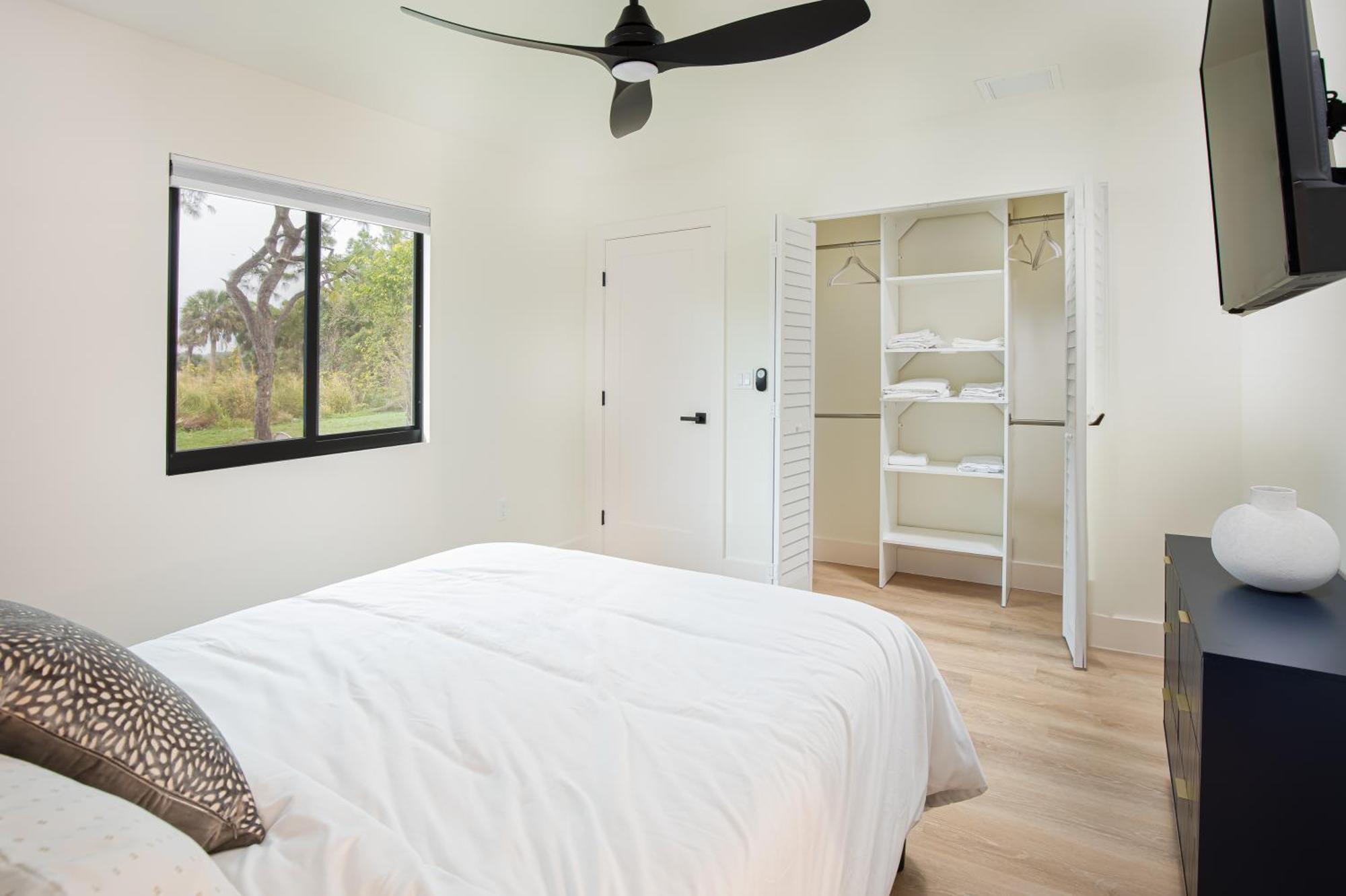 Velvet Bloom Unique Location 3mil To Downtown