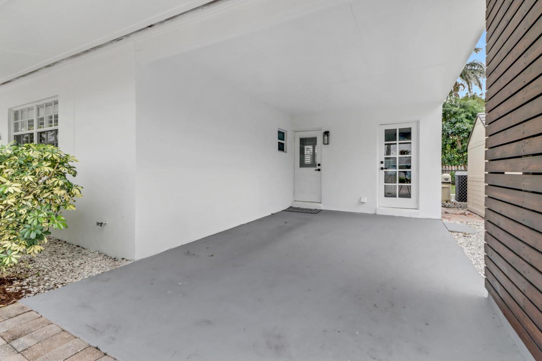Holiday home Pool In The Heart Of Naples! *