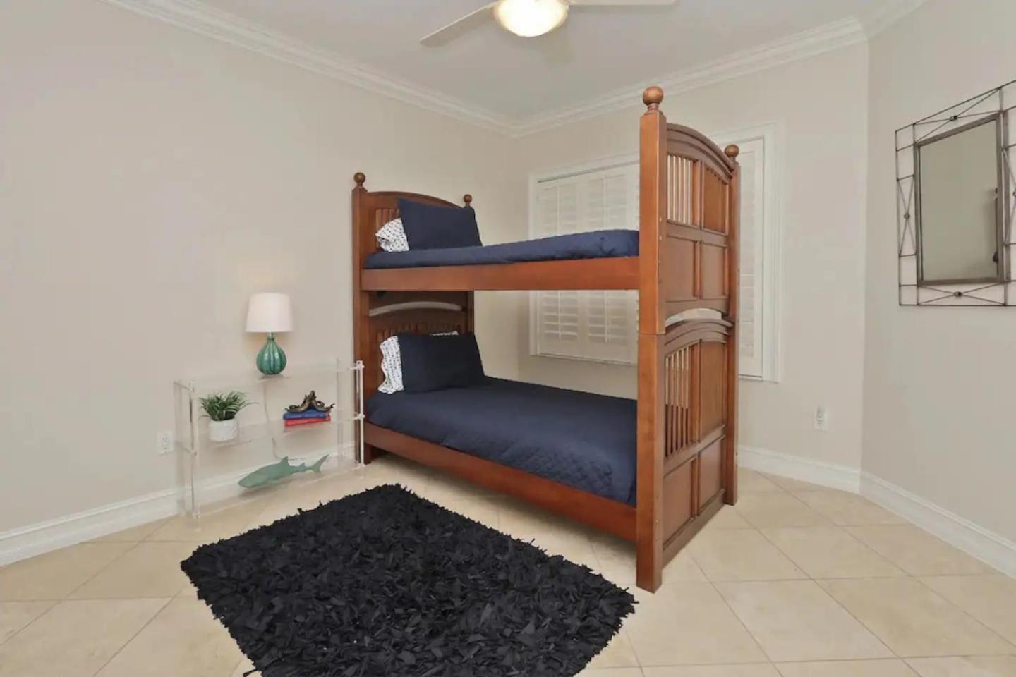 Step Vanderbilt View Holiday home *