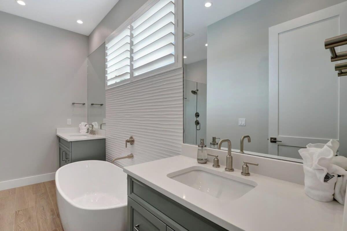 Timeless Sophistication Discover Coastal Chic Living * Naples