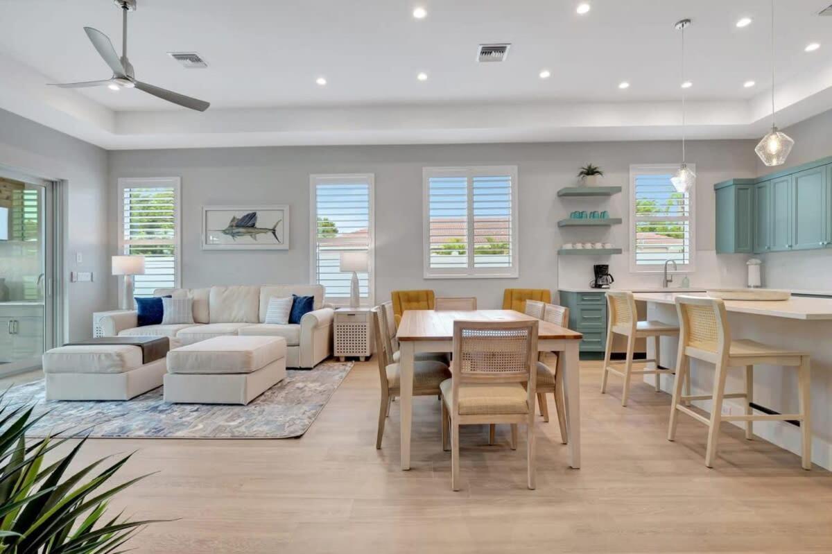 Timeless Sophistication Discover Coastal Chic Living Holiday home