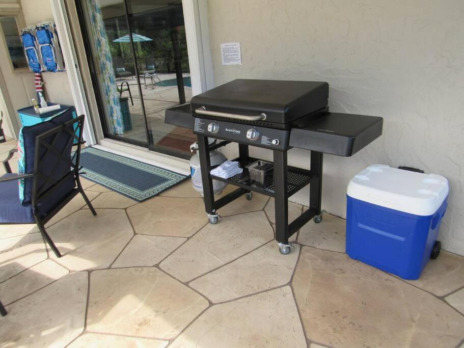 Holiday home Serenity In Paradise! Heated Pool 10 Min To Beach!