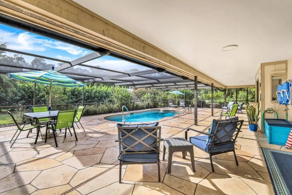 Holiday home Serenity In Paradise! Heated Pool 10 Min To Beach!