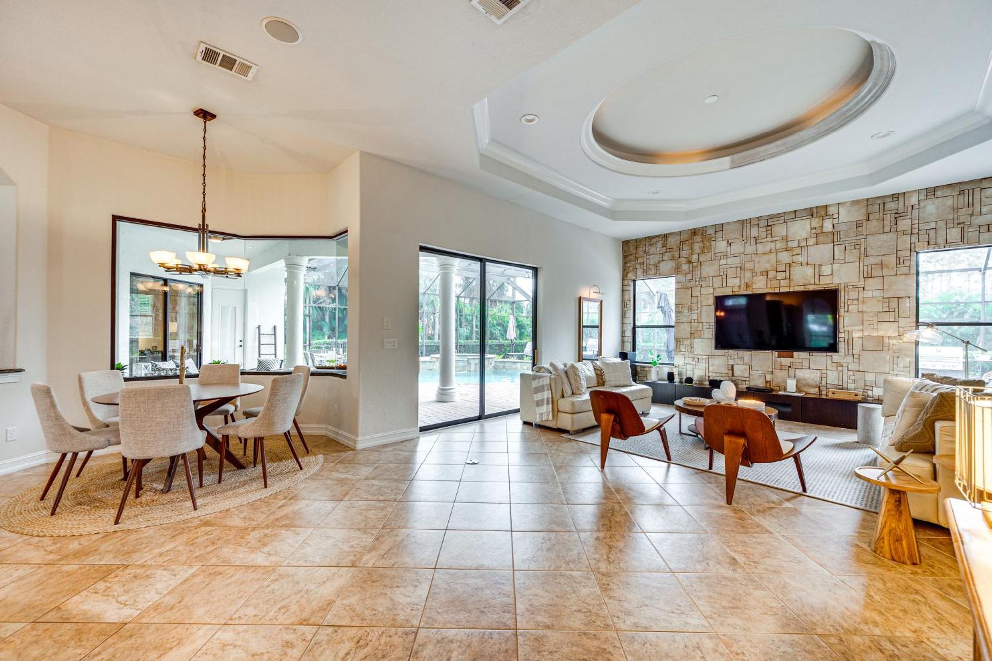 Luxury House With Private Acreage - Near Golfing! Naples