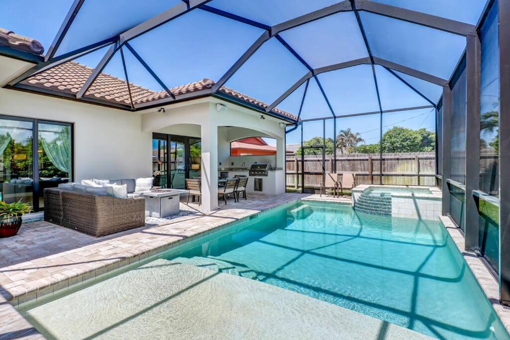 Luxe Home! Perfect For The Whole Family Holiday home