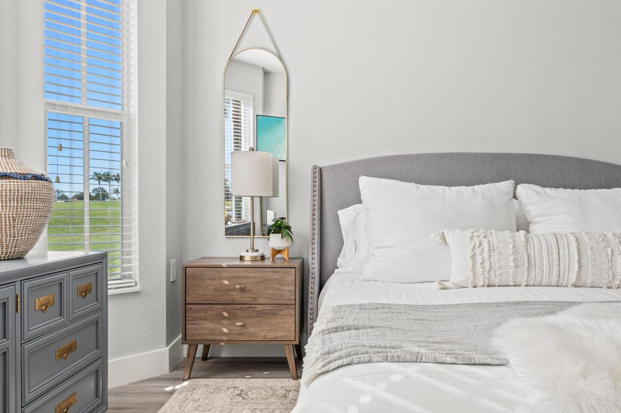 Serene Retreat: Golf-resort Pool-tennis-gym Apartment *