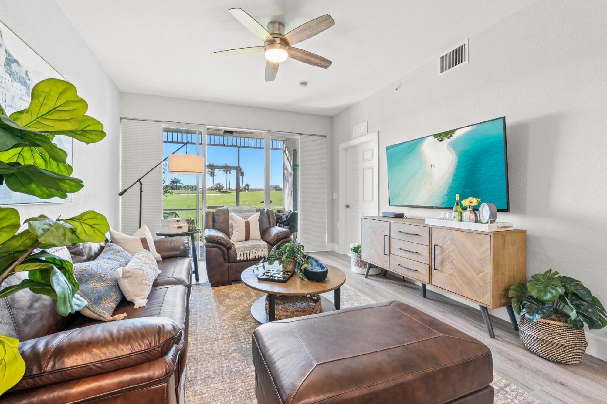 Serene Retreat: Golf-resort Pool-tennis-gym Apartment