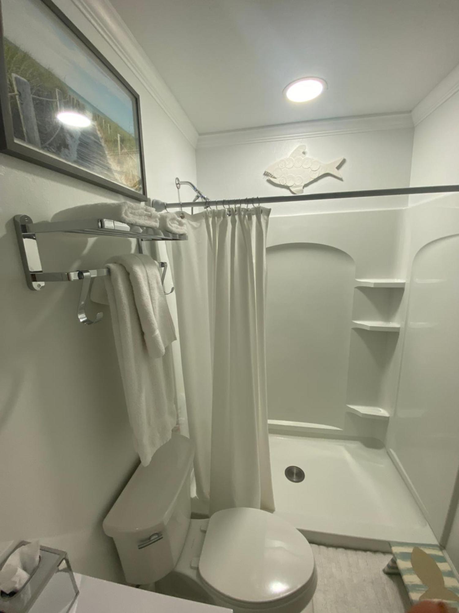 Closest 1br To Vanderbilt Beach, Full Kitchen With Dishwasher, New! Naples