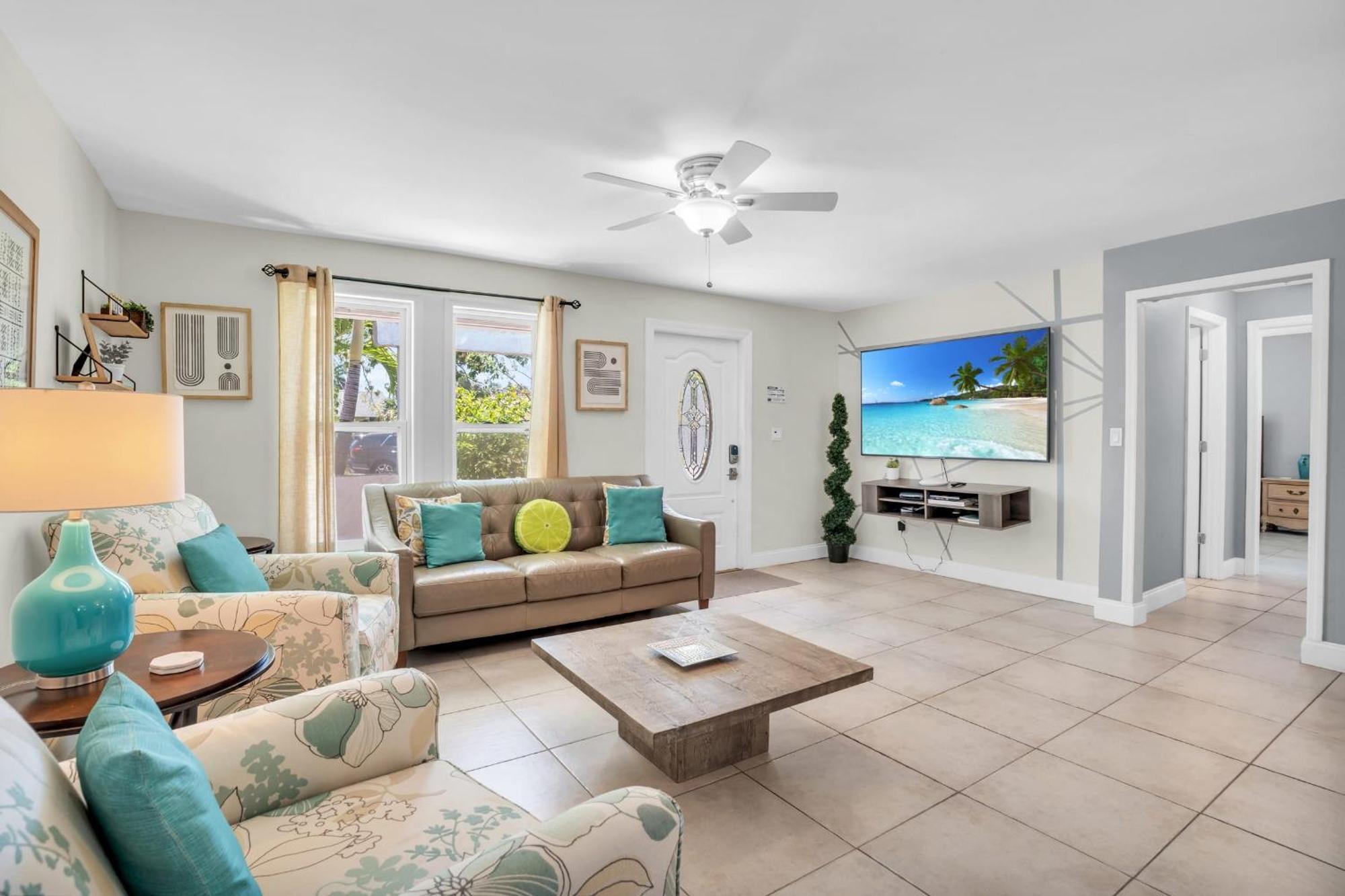 Single Family Pool - Kayak The Gordon River & Be Close To The Beach!