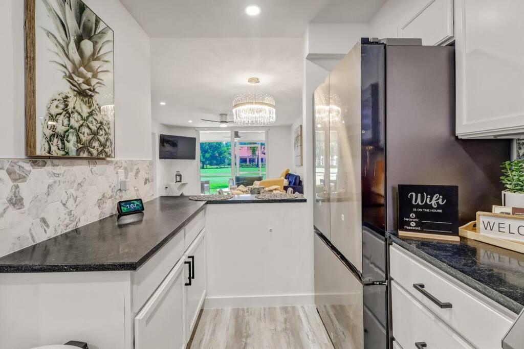 Apartment Sweet Vacation In Prime Location Naples