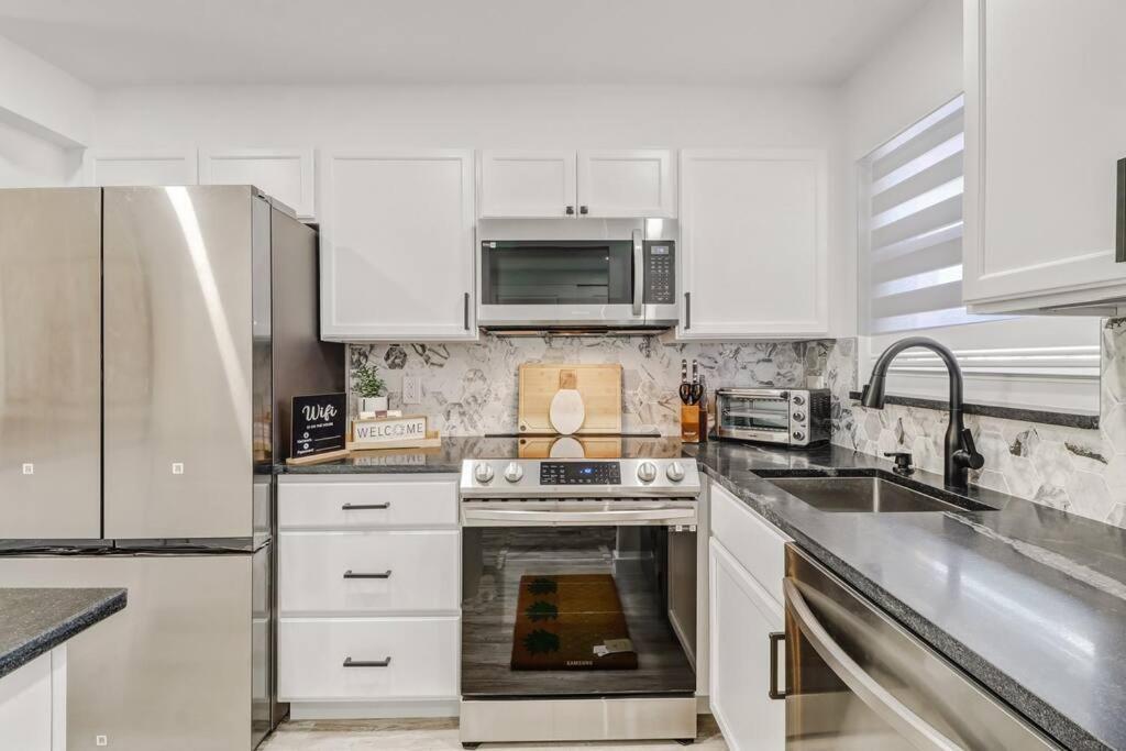 Apartment Sweet Vacation In Prime Location