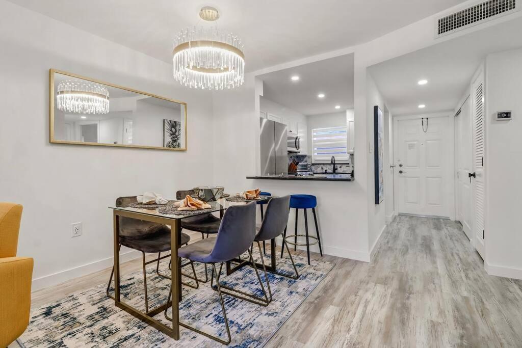 Apartment Sweet Vacation In Prime Location *