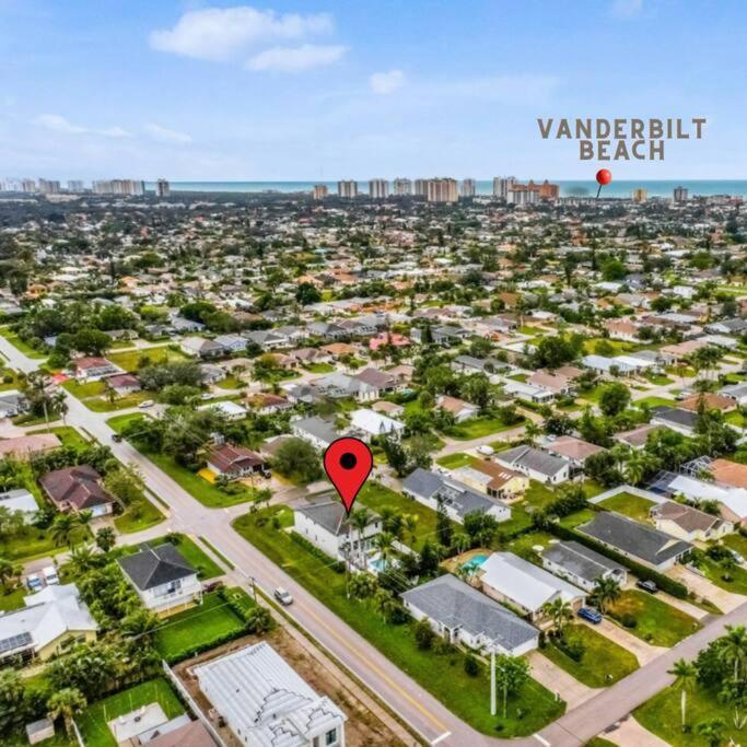 Close2beach, Sleeps 11, Pool, Firepit, Bikes, Patio Holiday home Naples
