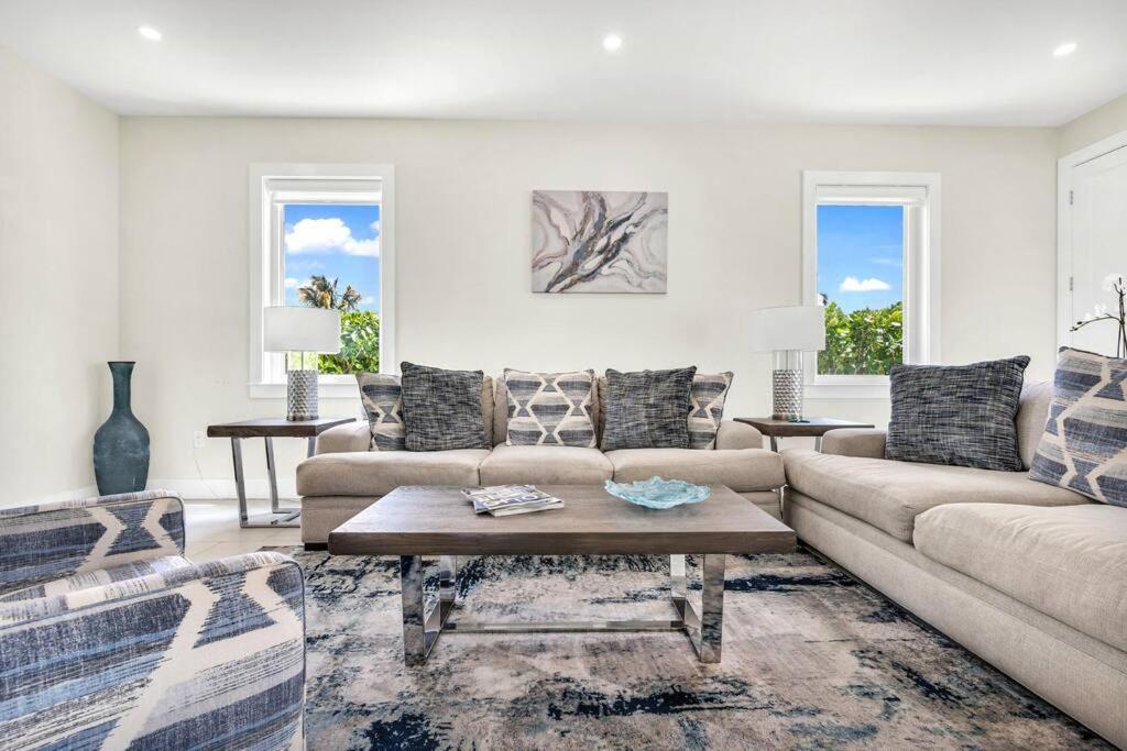 Holiday home Close2beach, Sleeps 11, Pool, Firepit, Bikes, Patio Naples