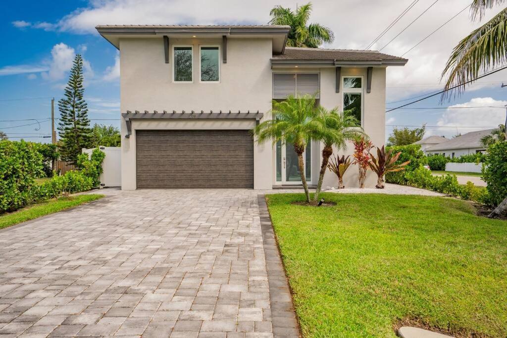 Holiday home Close2beach, Sleeps 11, Pool, Firepit, Bikes, Patio Naples
