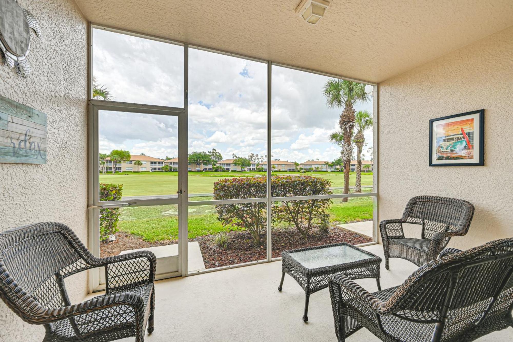Townhome With Screened Patio! *
