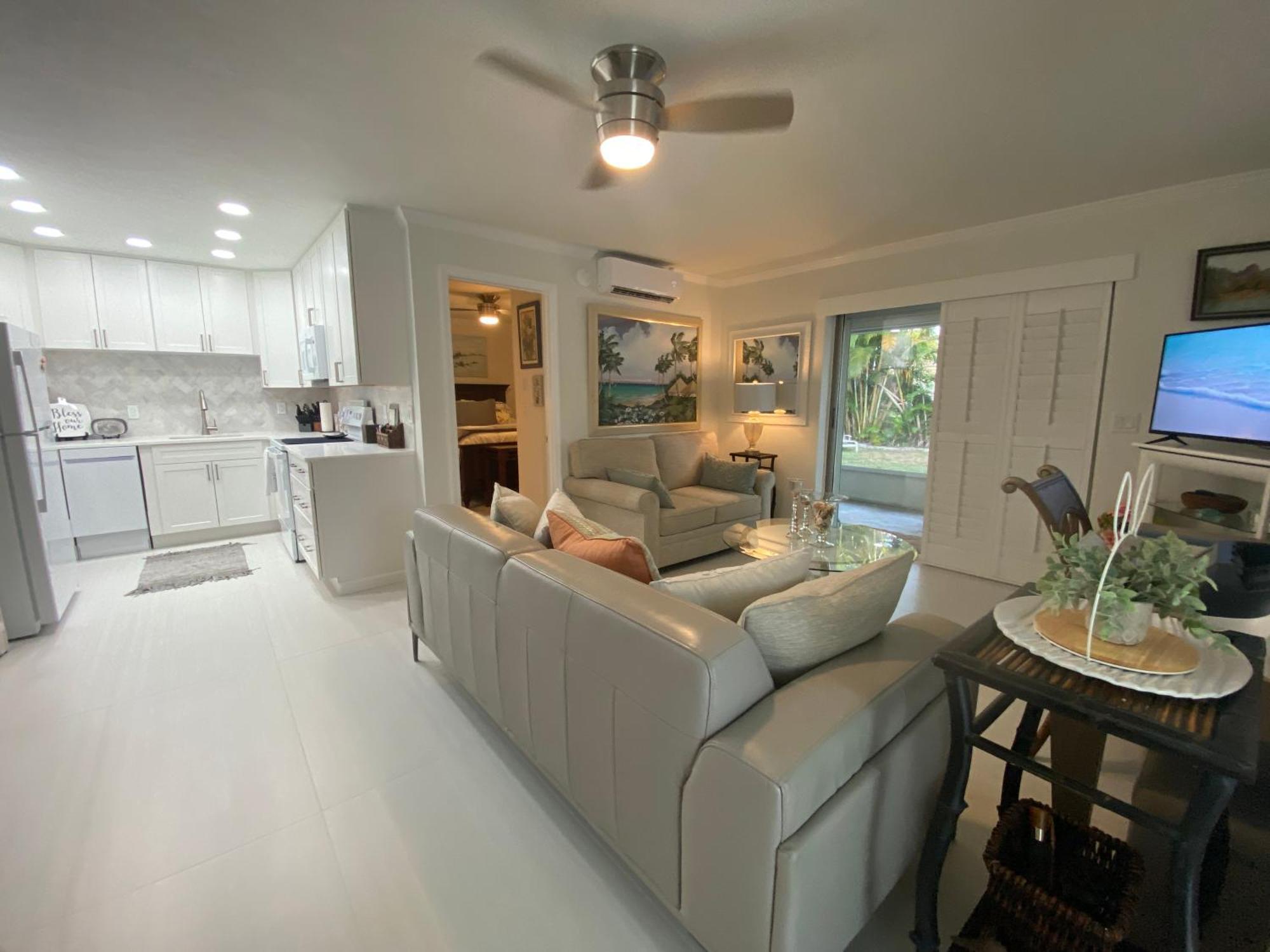 Closest 1br To Vanderbilt Beach, Full Kitchen With Dishwasher, New! Naples