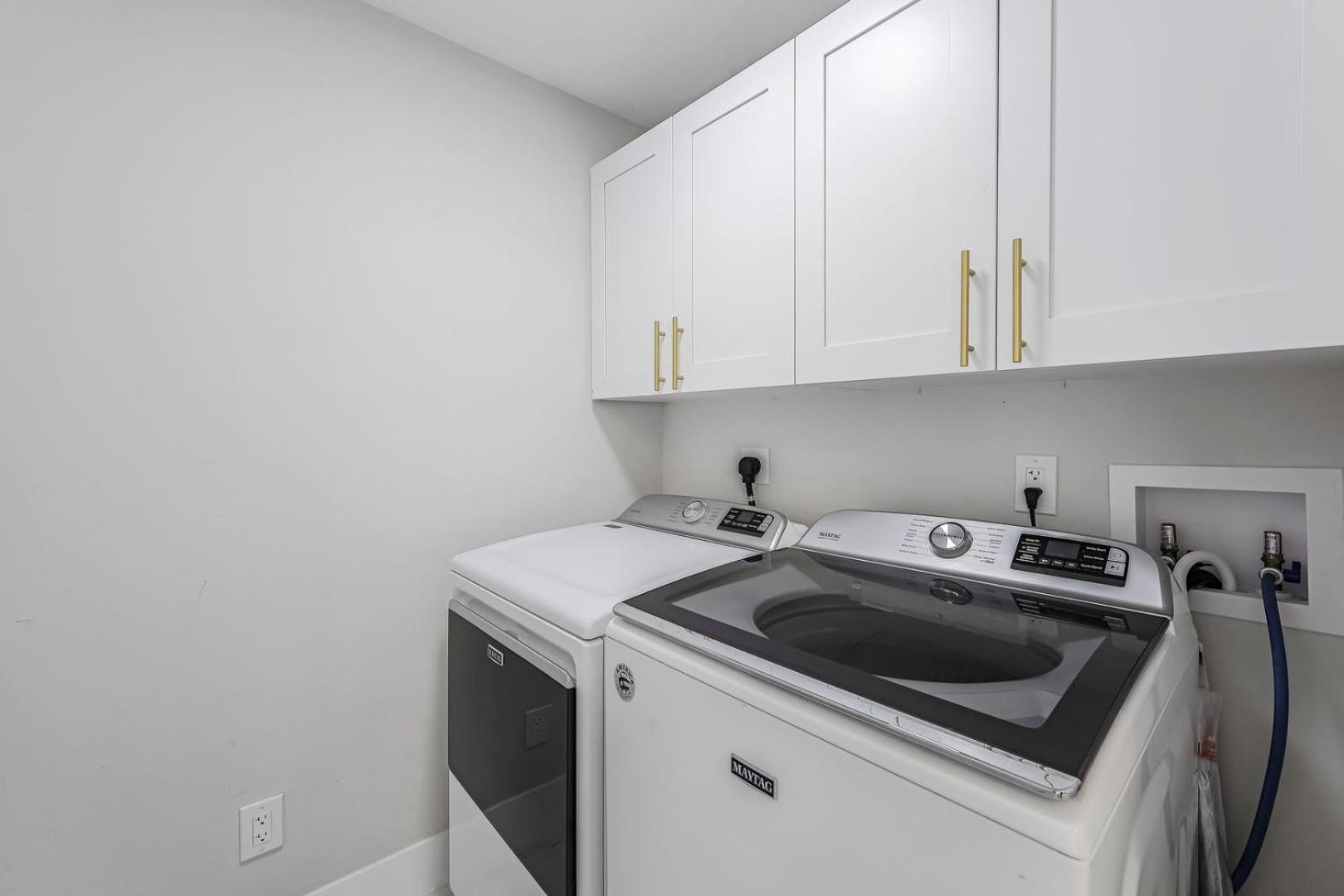 Luxury Family Pool, Jacuzzi, 2 Pickleball Court, Ping Pong Table Very Private Sleeps 8 * Naples