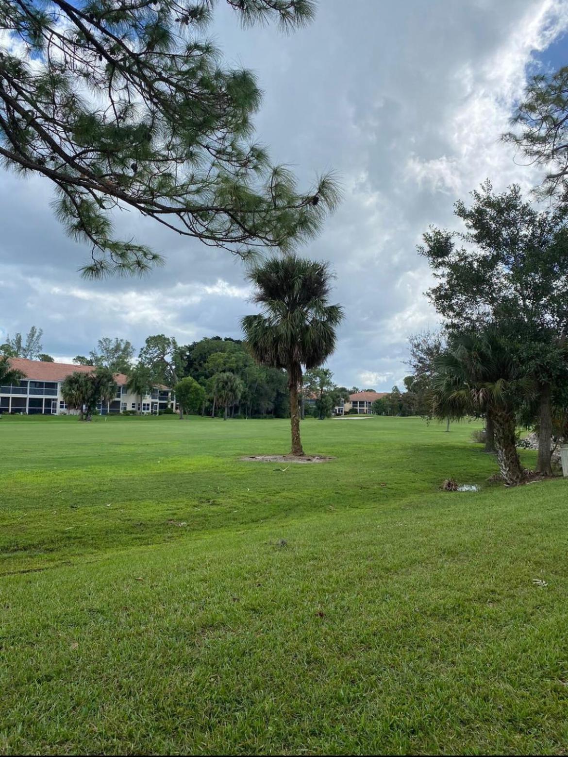 Cozy Condo, Centrally Located In Naples. Apartment *
