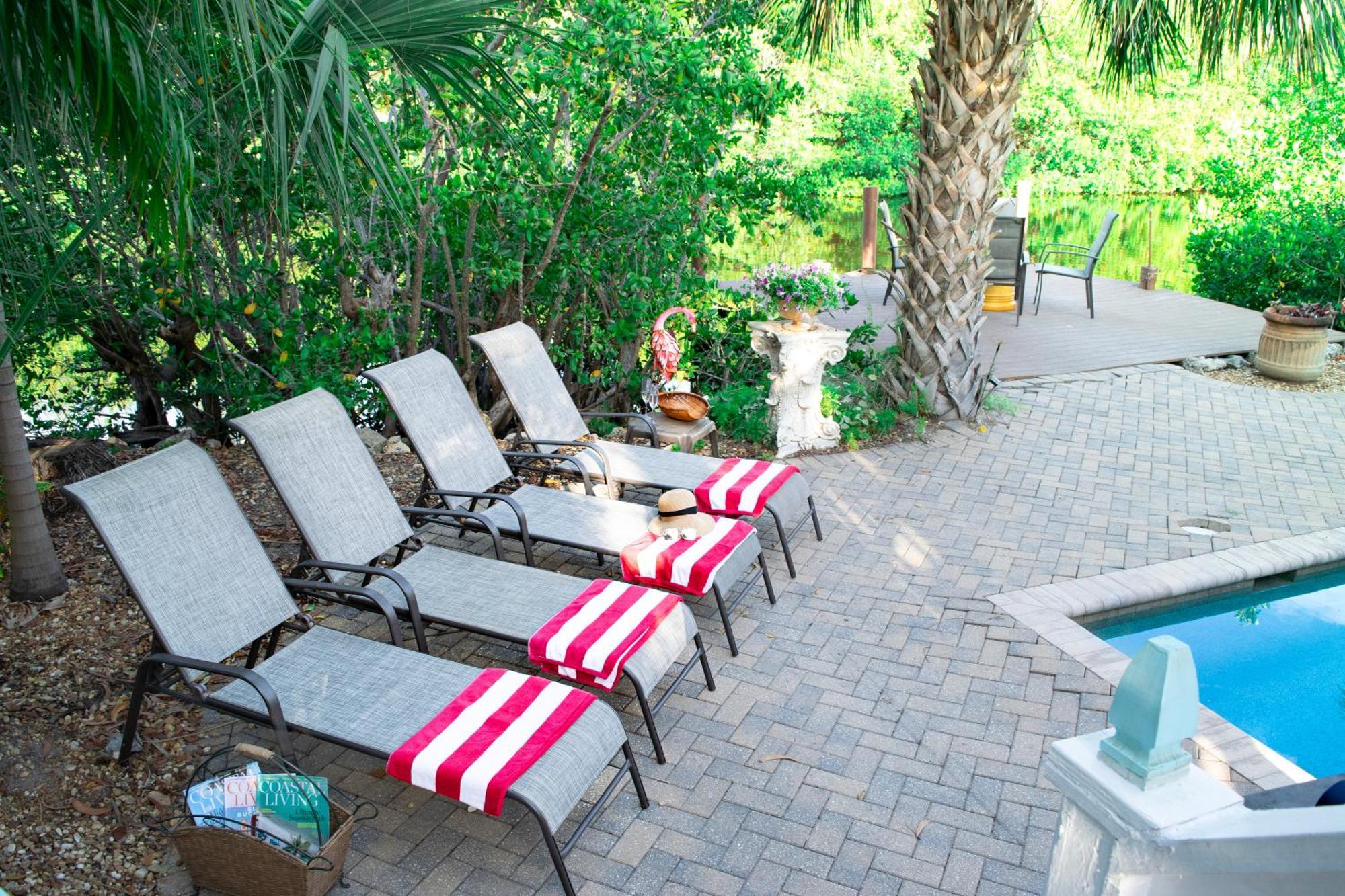 3 Bed 3 Bath Tropical Paradise Waterfront Pool House - On Canal - Direct Acces To Gulf Holiday home Naples