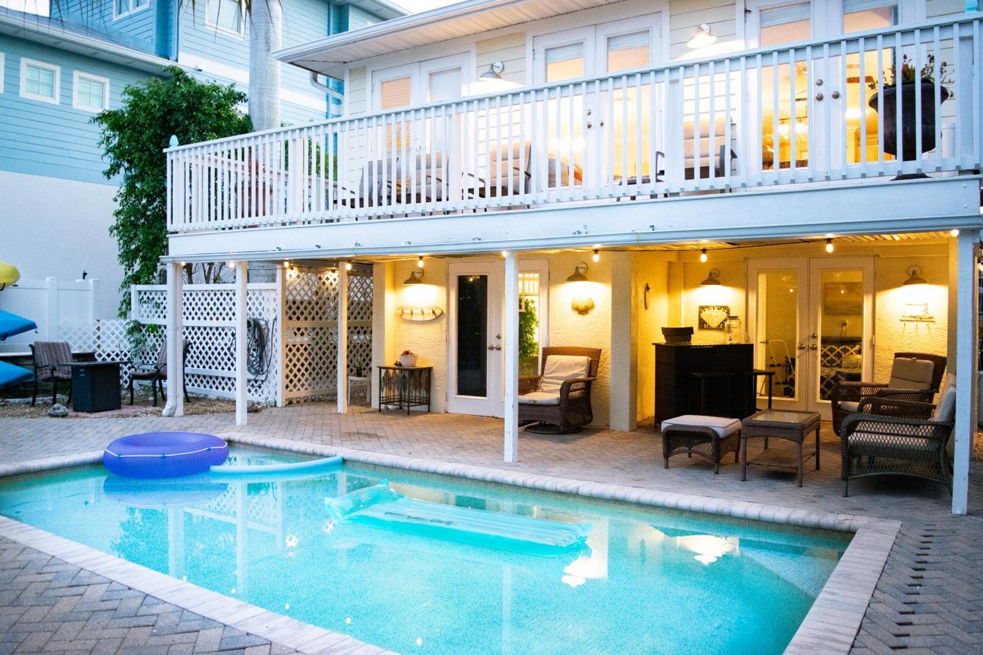 3 Bed 3 Bath Tropical Paradise Waterfront Pool House - On Canal - Direct Acces To Gulf Naples