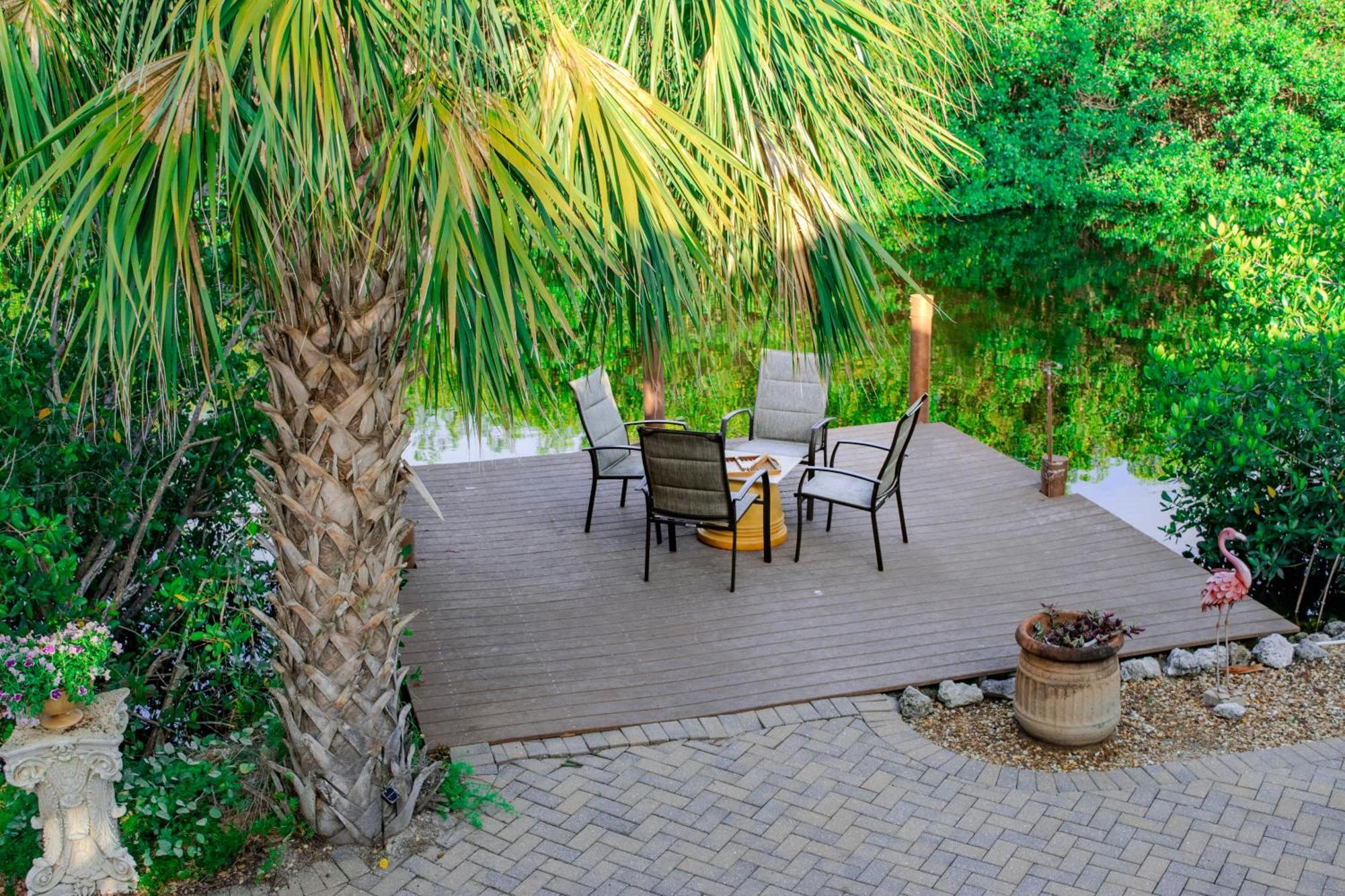 Holiday home 3 Bed 3 Bath Tropical Paradise Waterfront Pool House - On Canal - Direct Acces To Gulf