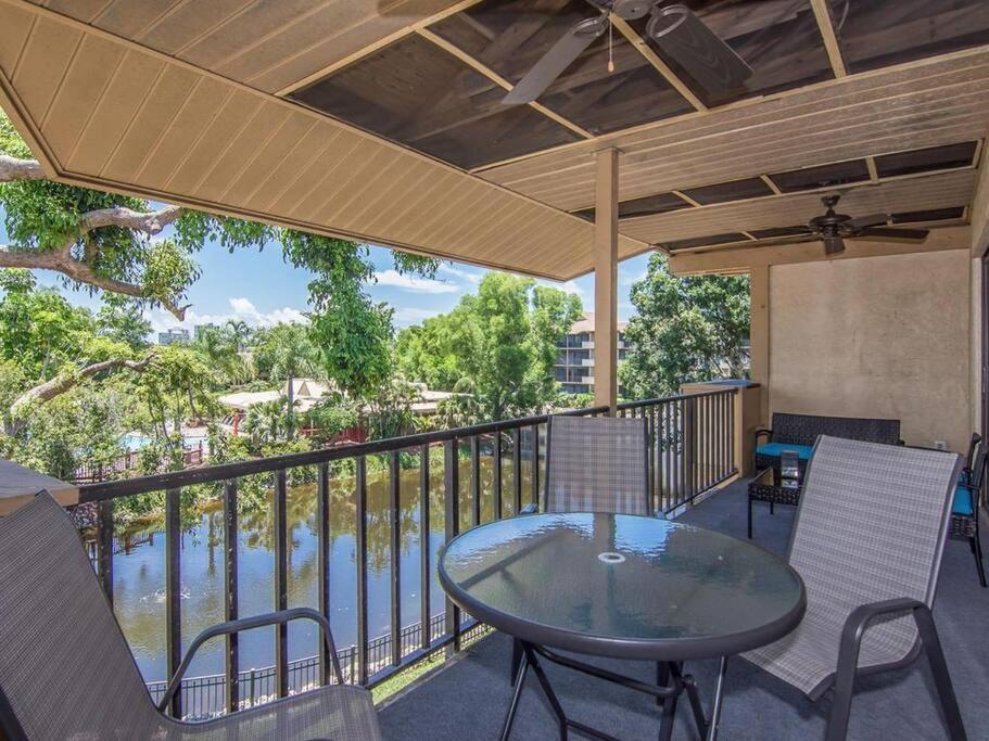 Park Shore Modern Floor 2 Bed 2 Bath Naples