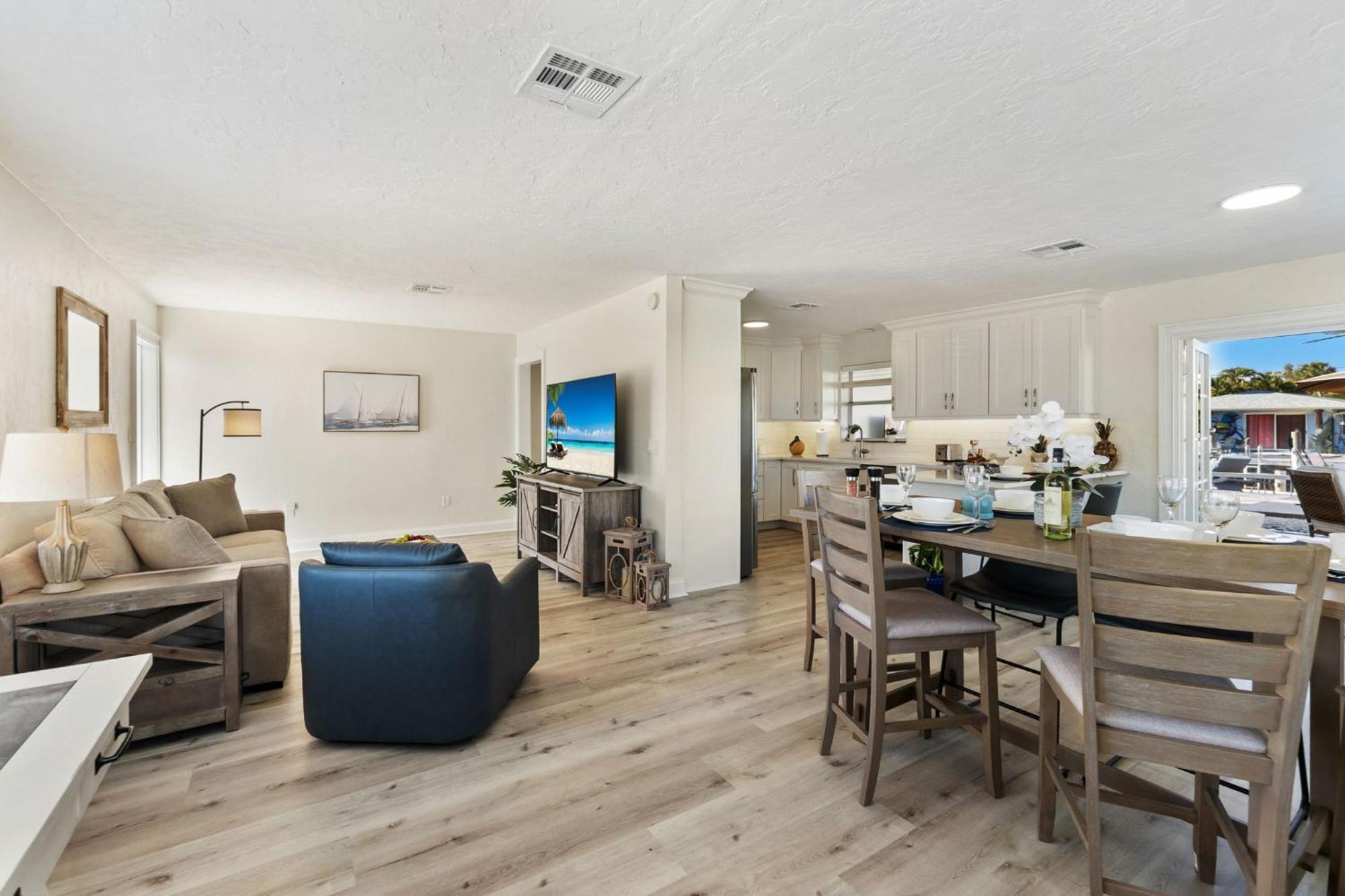 Boaters Bayshore Ii W Hot Tub
