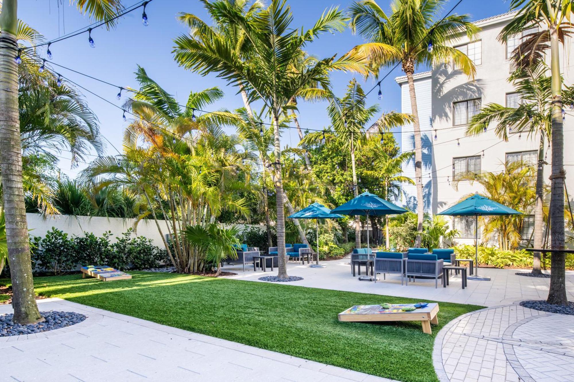 Compass By Margaritaville Hotel Naples