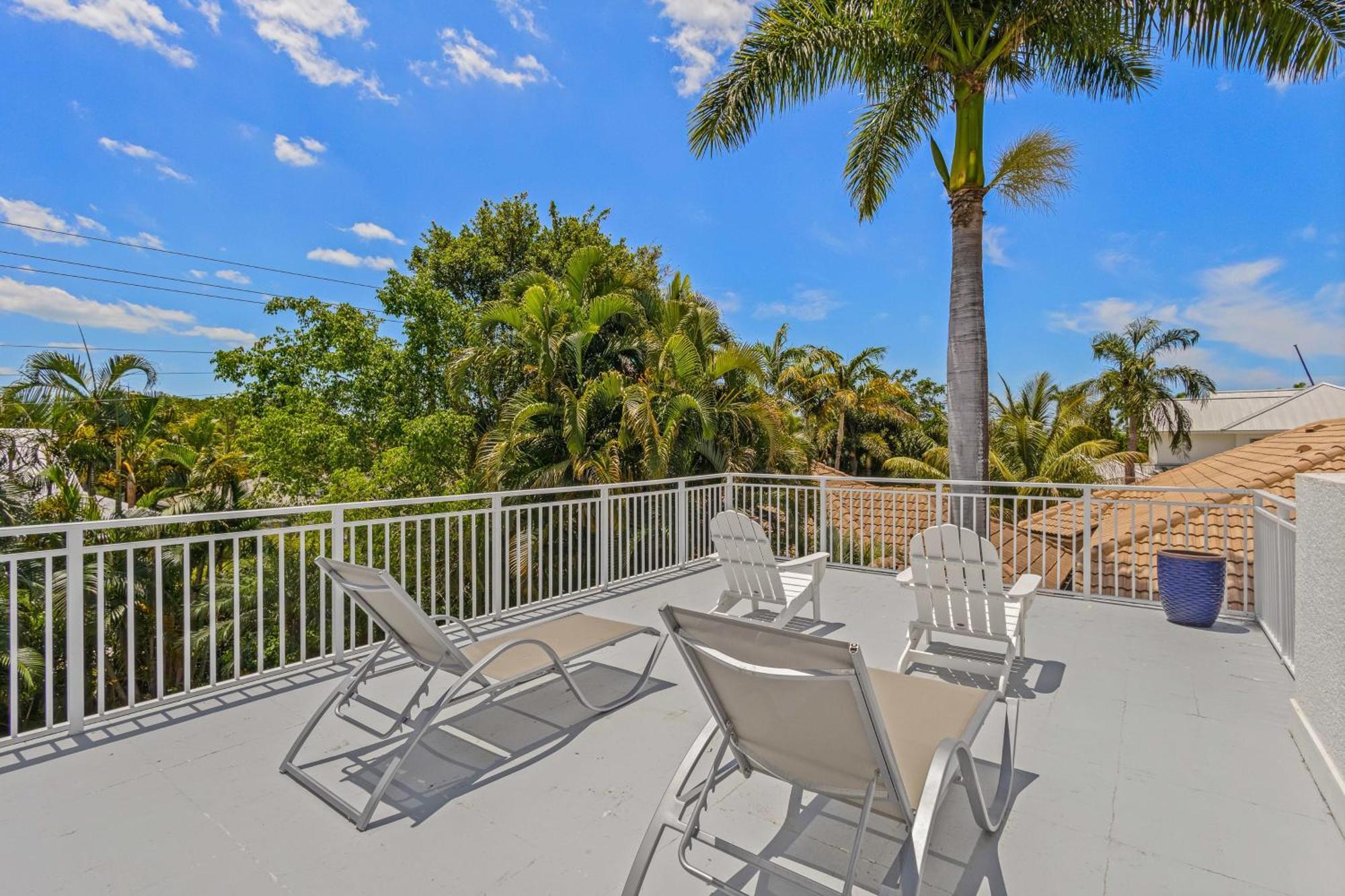 Harborside Retreat *