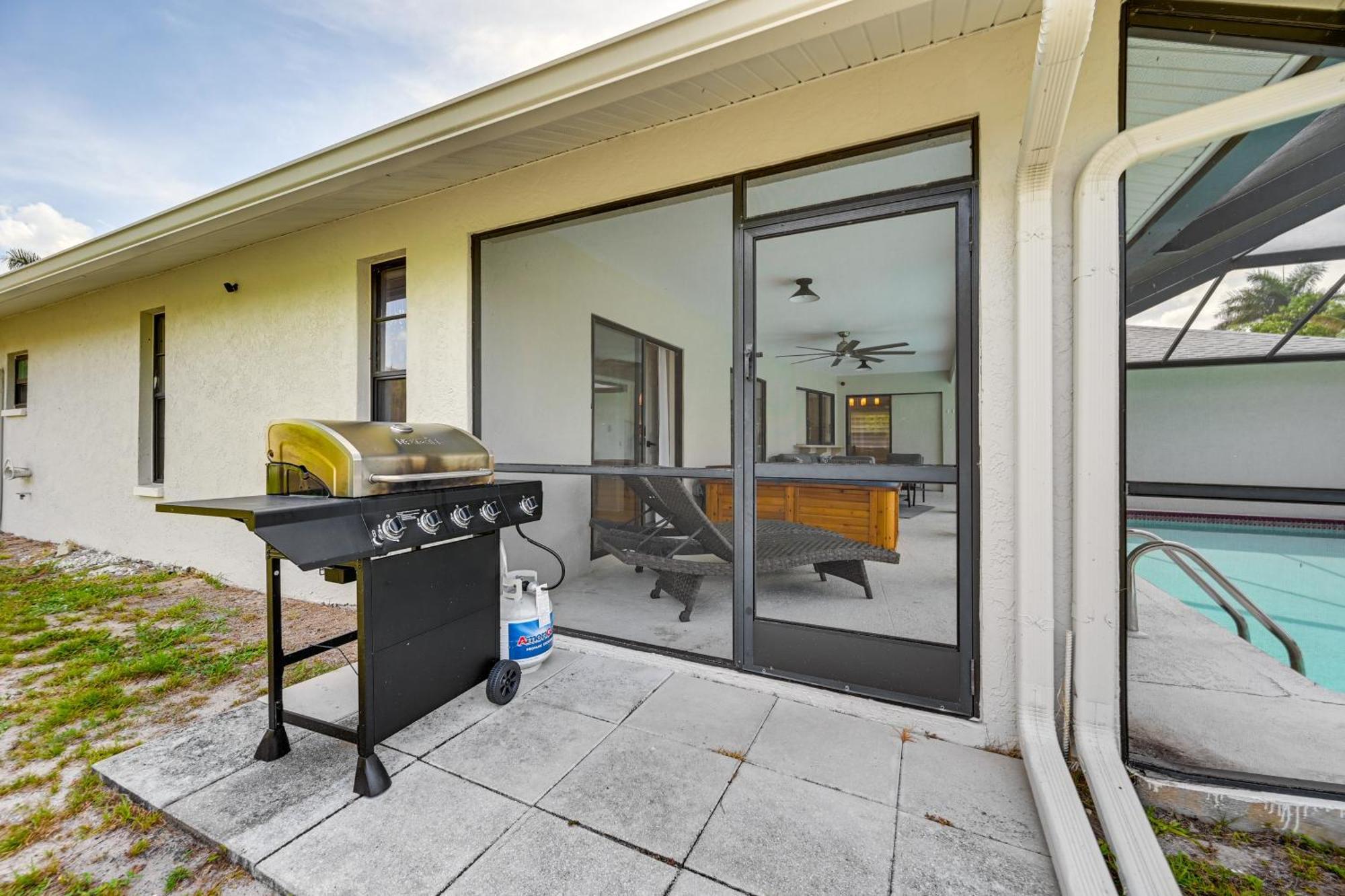 Chic With Pool And Hot Tub, 4 Mi To Beach! Naples
